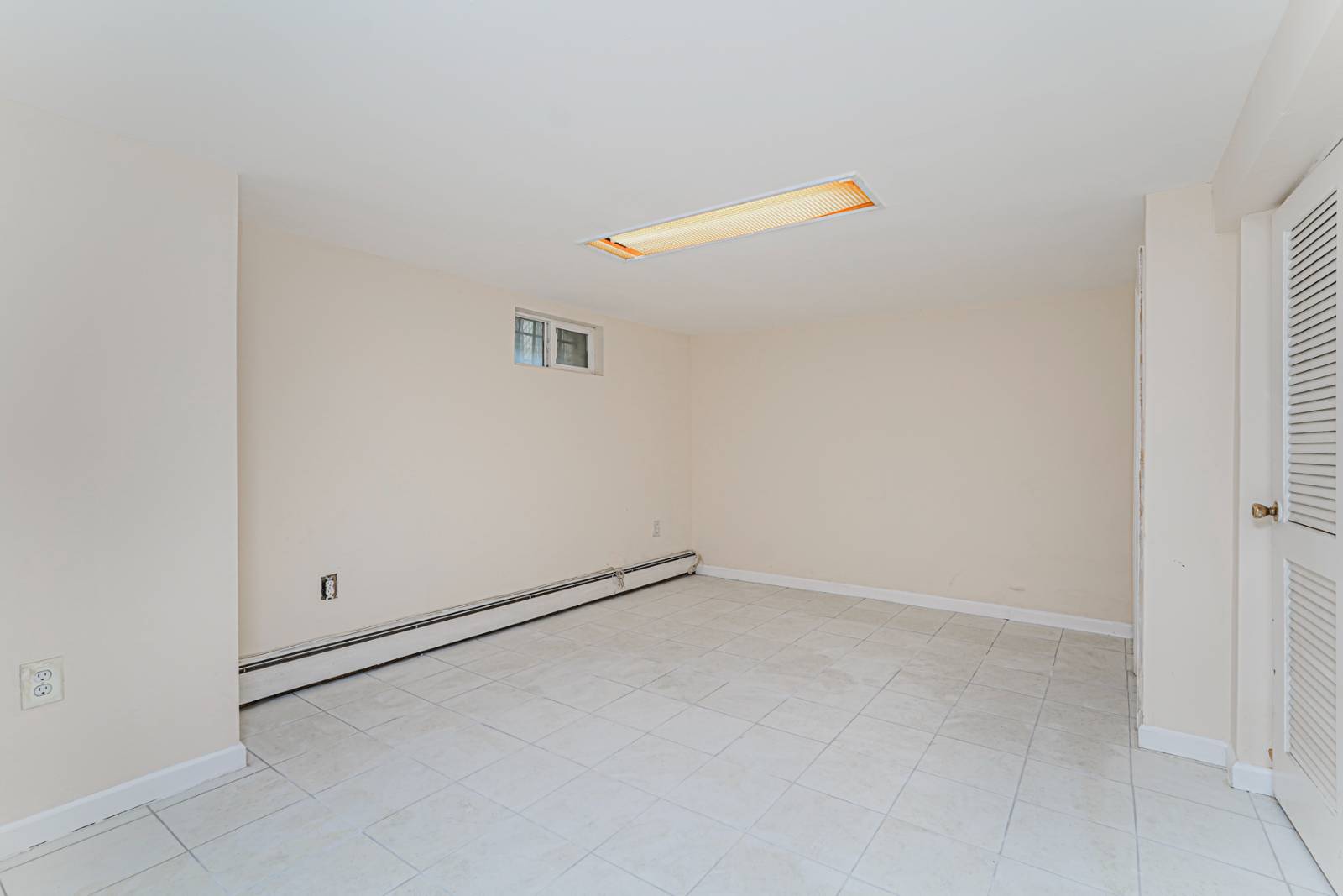 #15 photo, 21 Elizabeth Ave., Staten Island , NY 10310