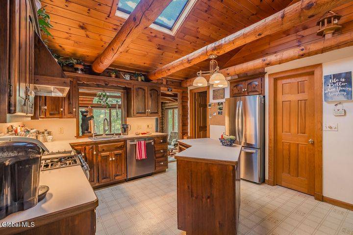 #31 photo, 3080 Ridge Rd., Glenville , NY 12302