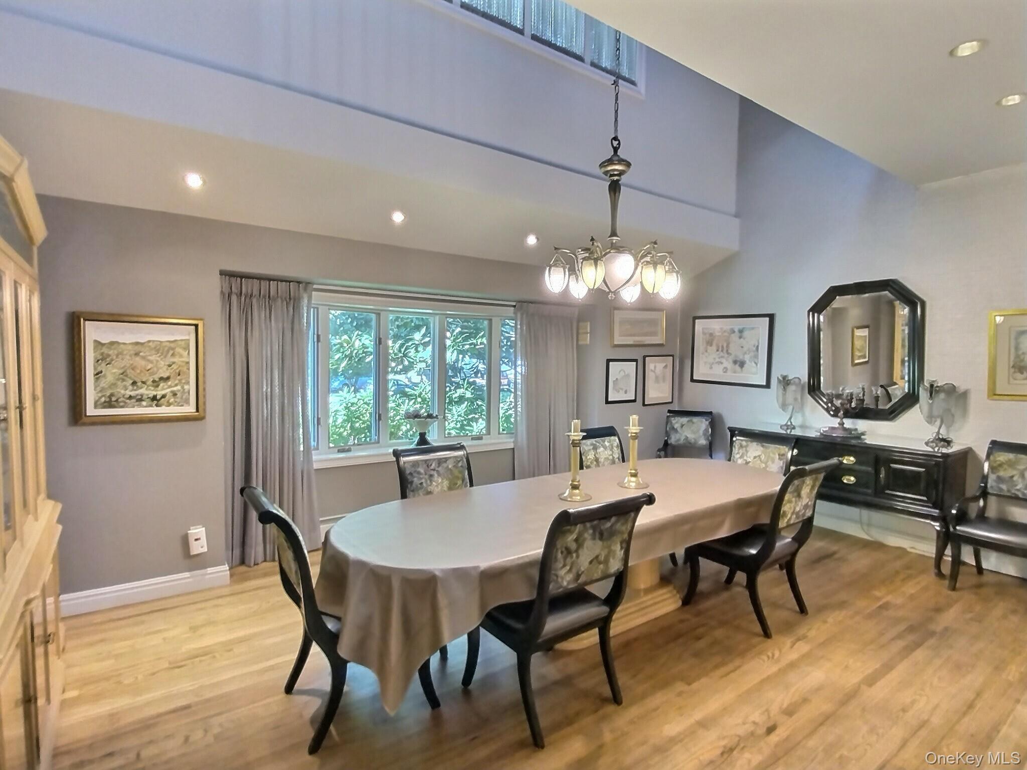 #9 photo, 467 Susan Court, West Hempstead , NY 11552