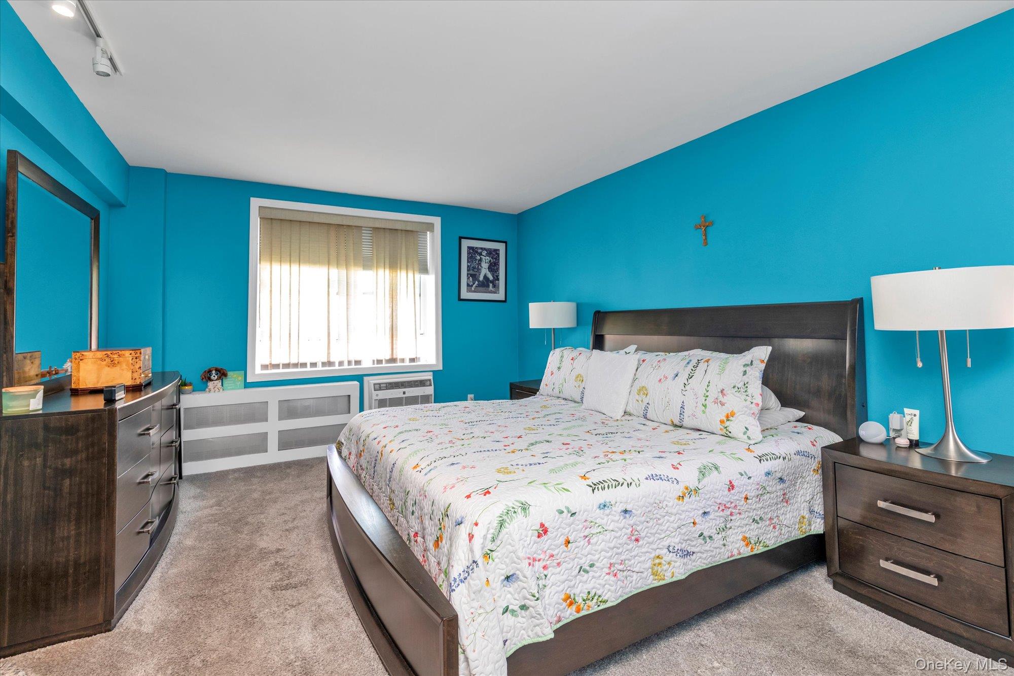 #11 photo, 333 Broadway, Long Beach , NY 11561