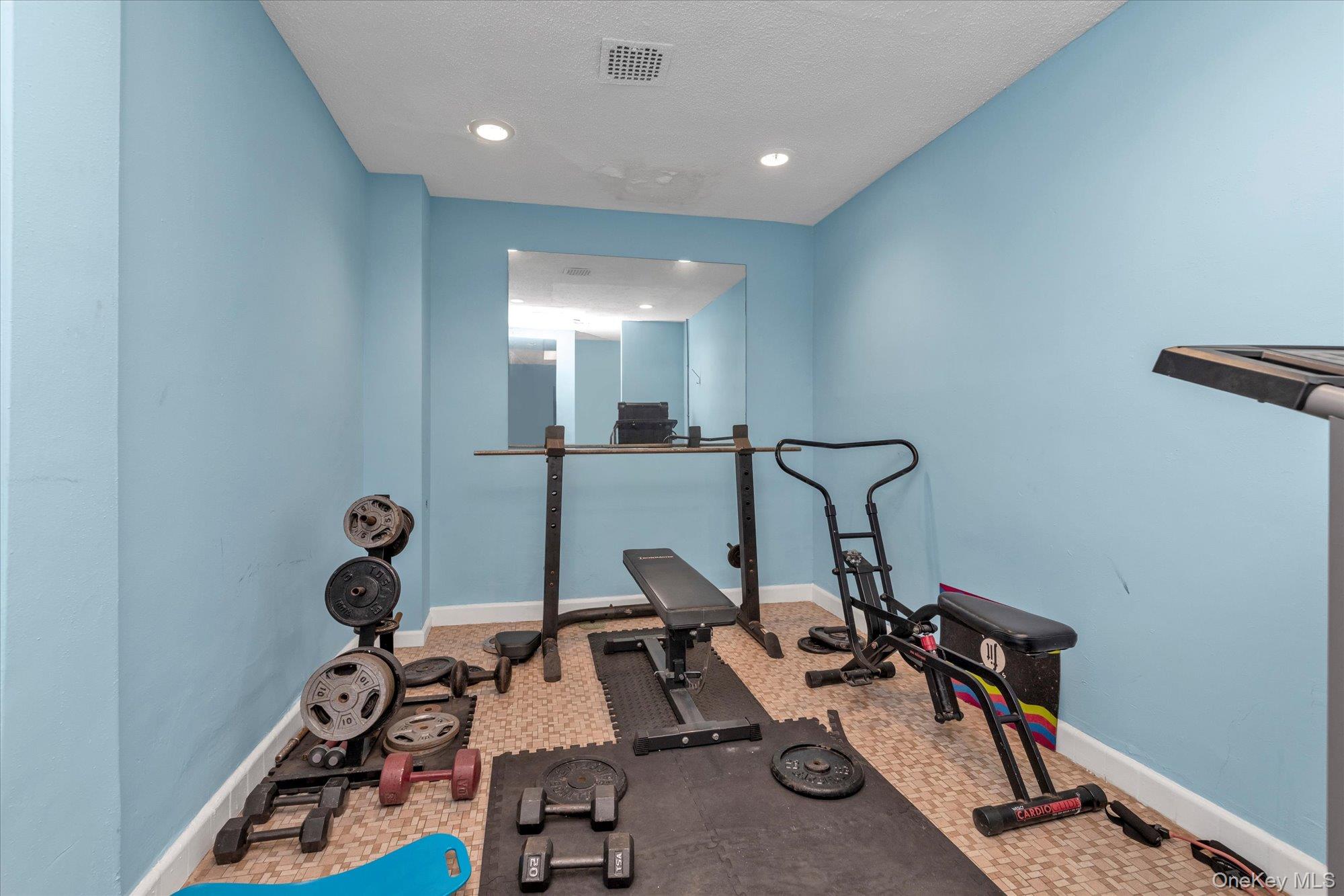 #15 photo, 333 Broadway, Long Beach , NY 11561