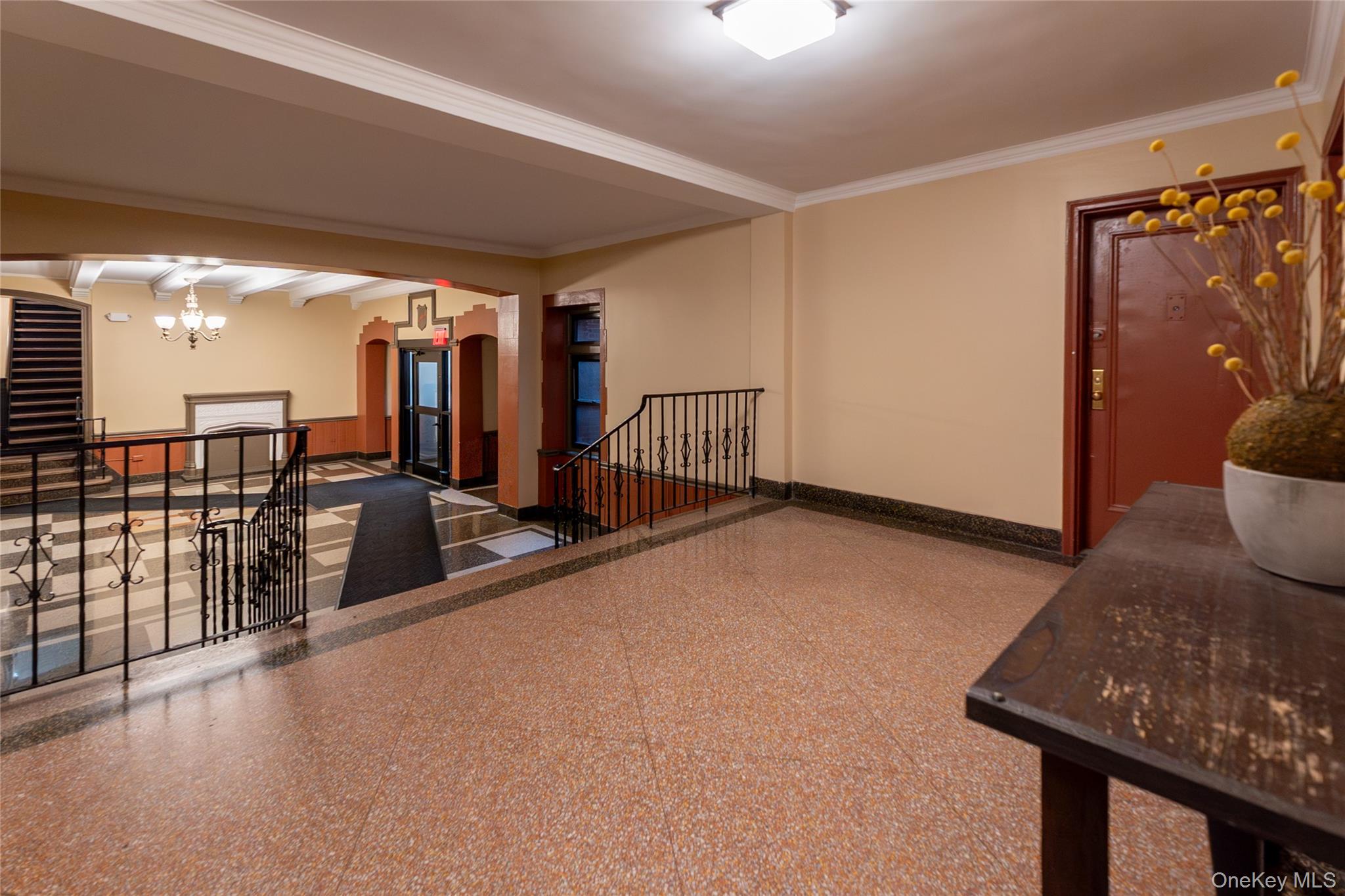 #10 photo, 41-09 41st Street, クイーンズ区 Sunnyside , NY 11104