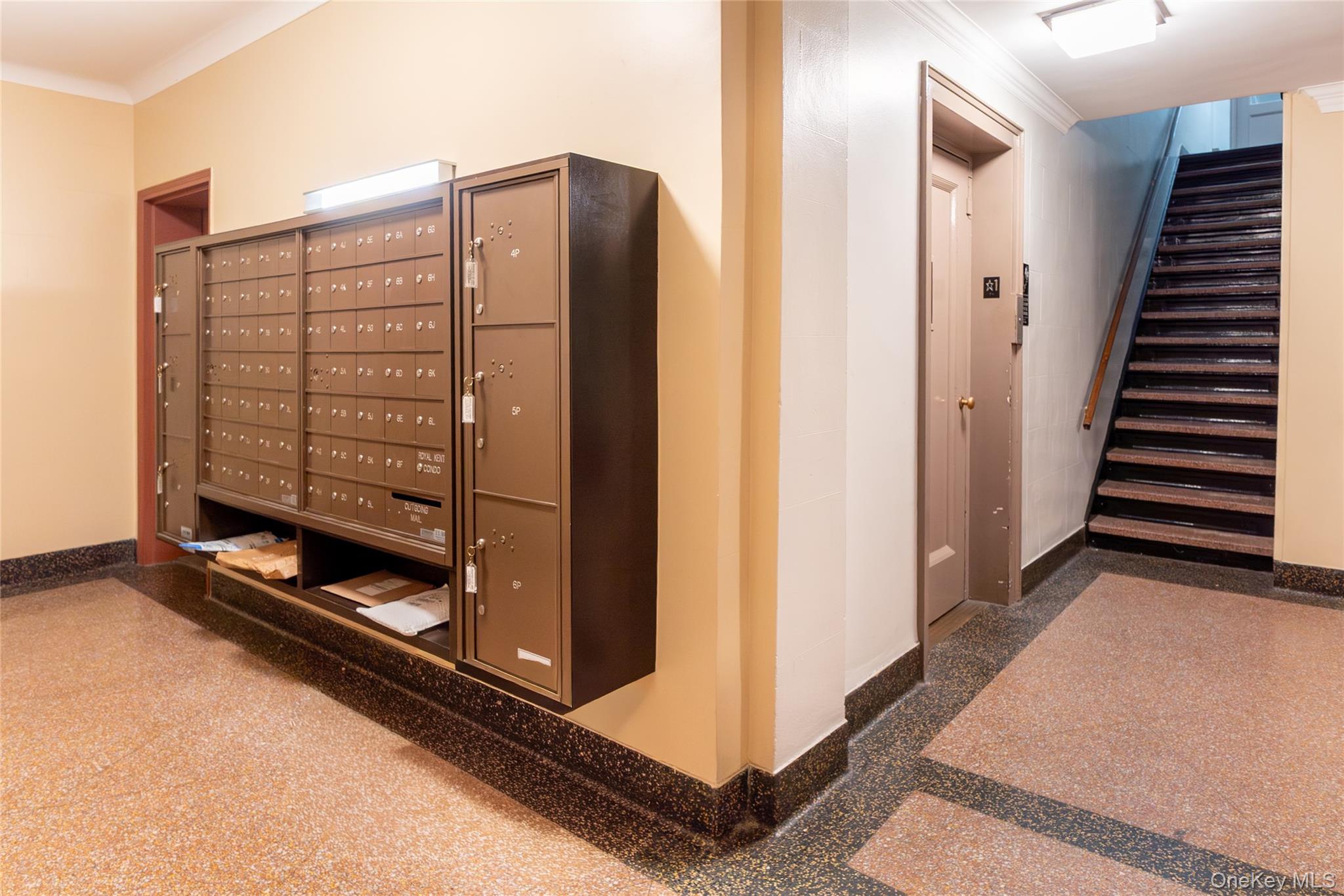 #11 photo, 41-09 41st Street, クイーンズ区 Sunnyside , NY 11104