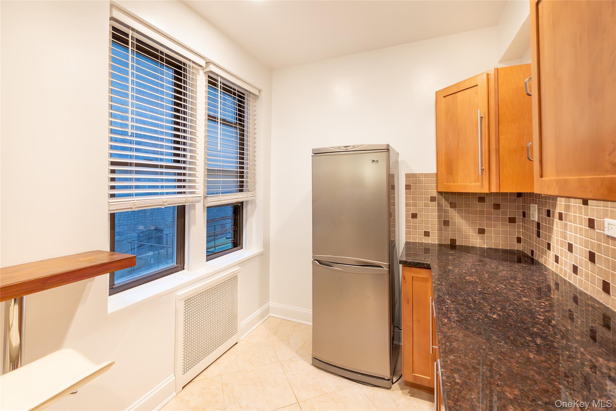 #20 photo, 41-09 41st Street, クイーンズ区 Sunnyside , NY 11104