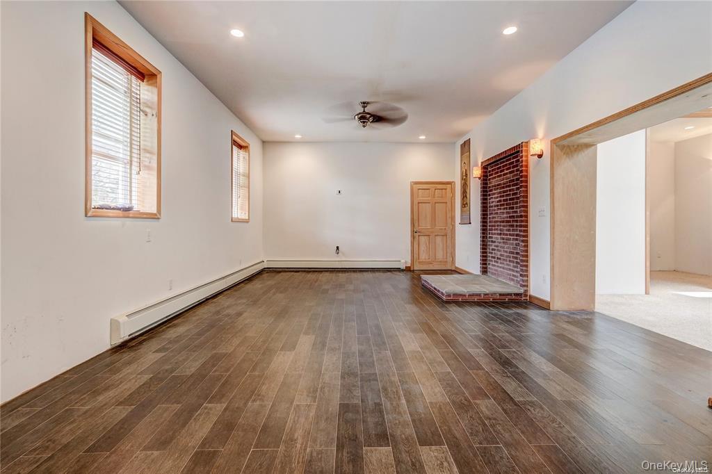 #10 photo, 20 Ackerson Street, Bay Shore , NY 11706