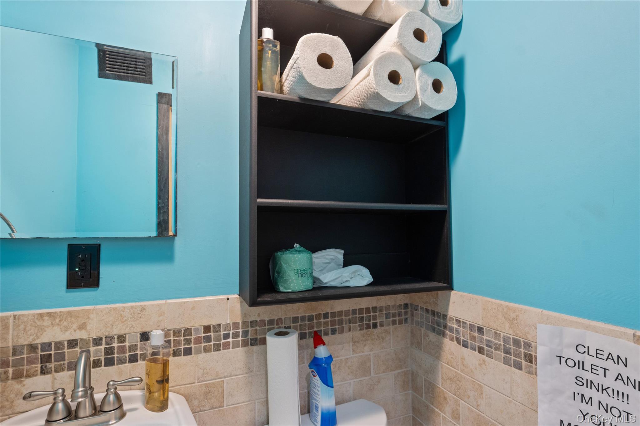 #14 photo, 20 Ackerson Street, Bay Shore , NY 11706