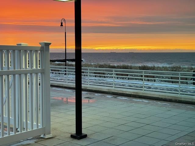 #12 photo, 450 W Broadway, ナッソー郡 Long Beach , NY 11561