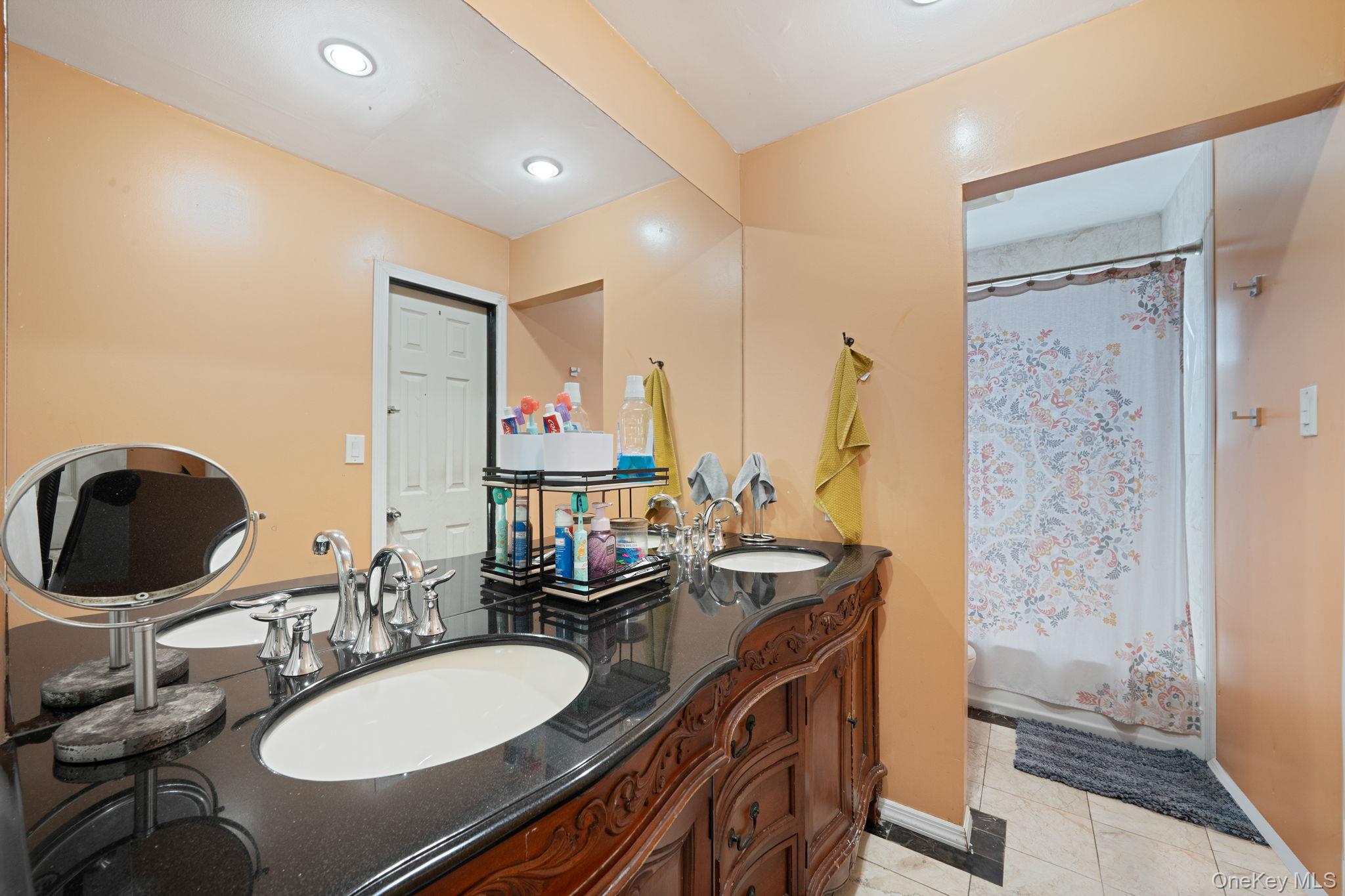 #17 photo, 23 Caroline Court, North Babylon , NY 11703