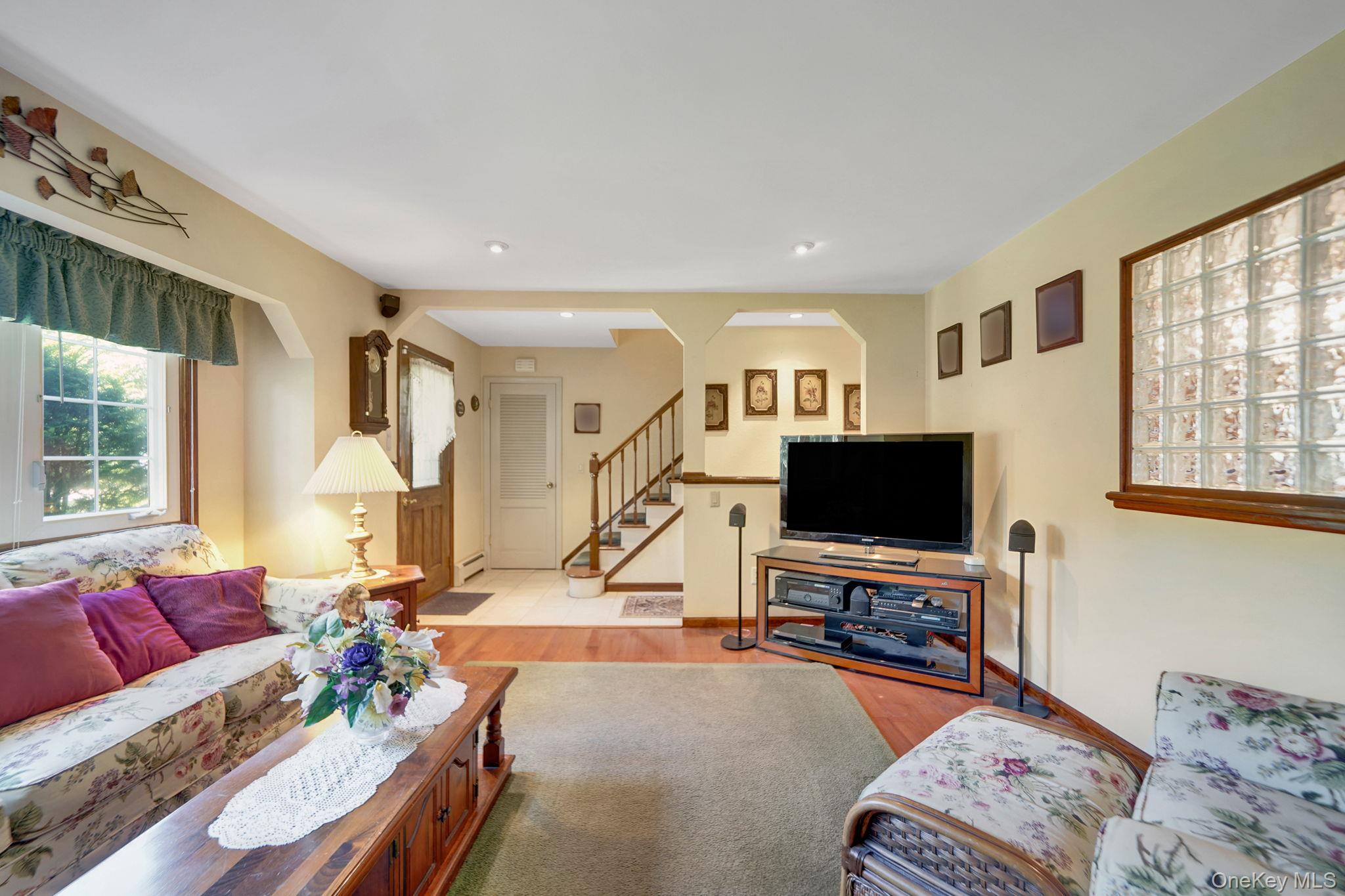 #18 photo, 123 Parkside Avenue, Miller Place , NY 11764