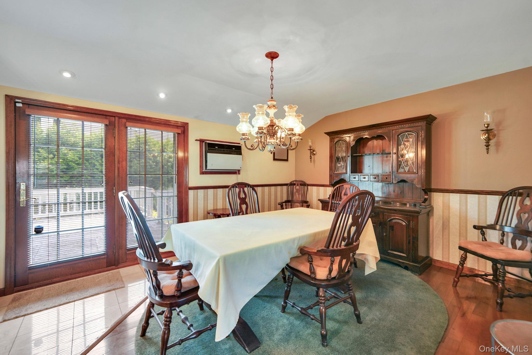 #19 photo, 123 Parkside Avenue, Miller Place , NY 11764