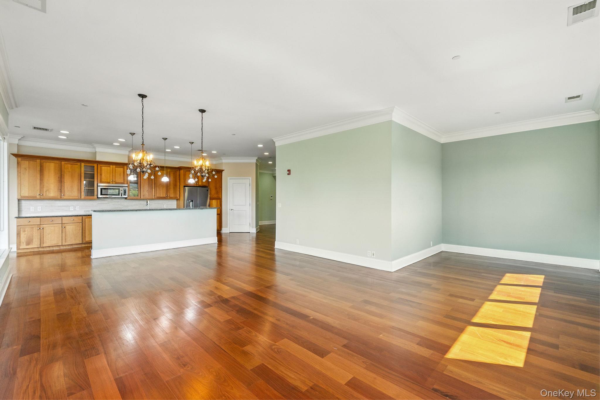 #1 photo, 127 W Main Street, Tarrytown , NY 10591