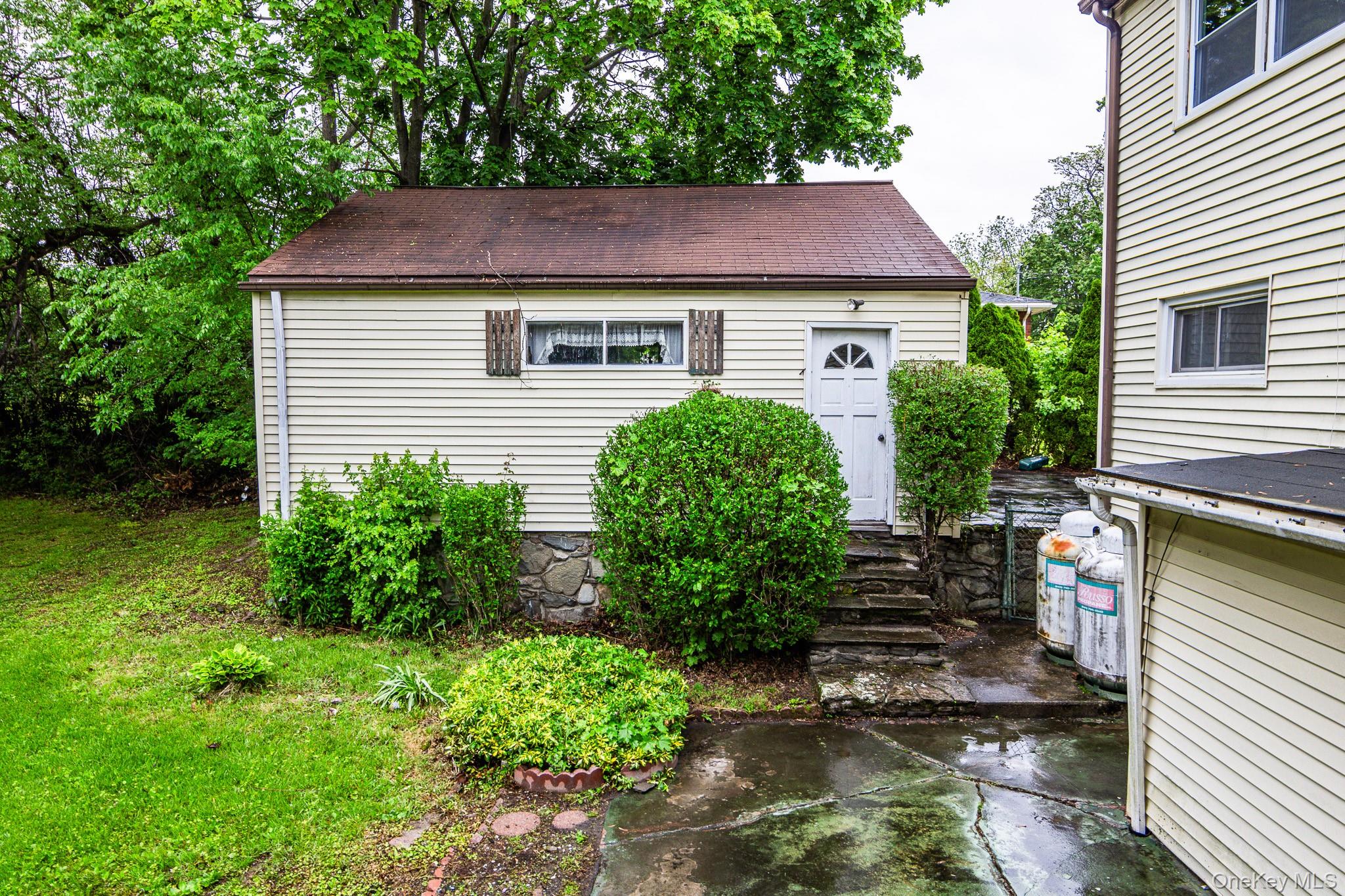 #2 photo, 11 Queen Street, New Windsor , NY 12553