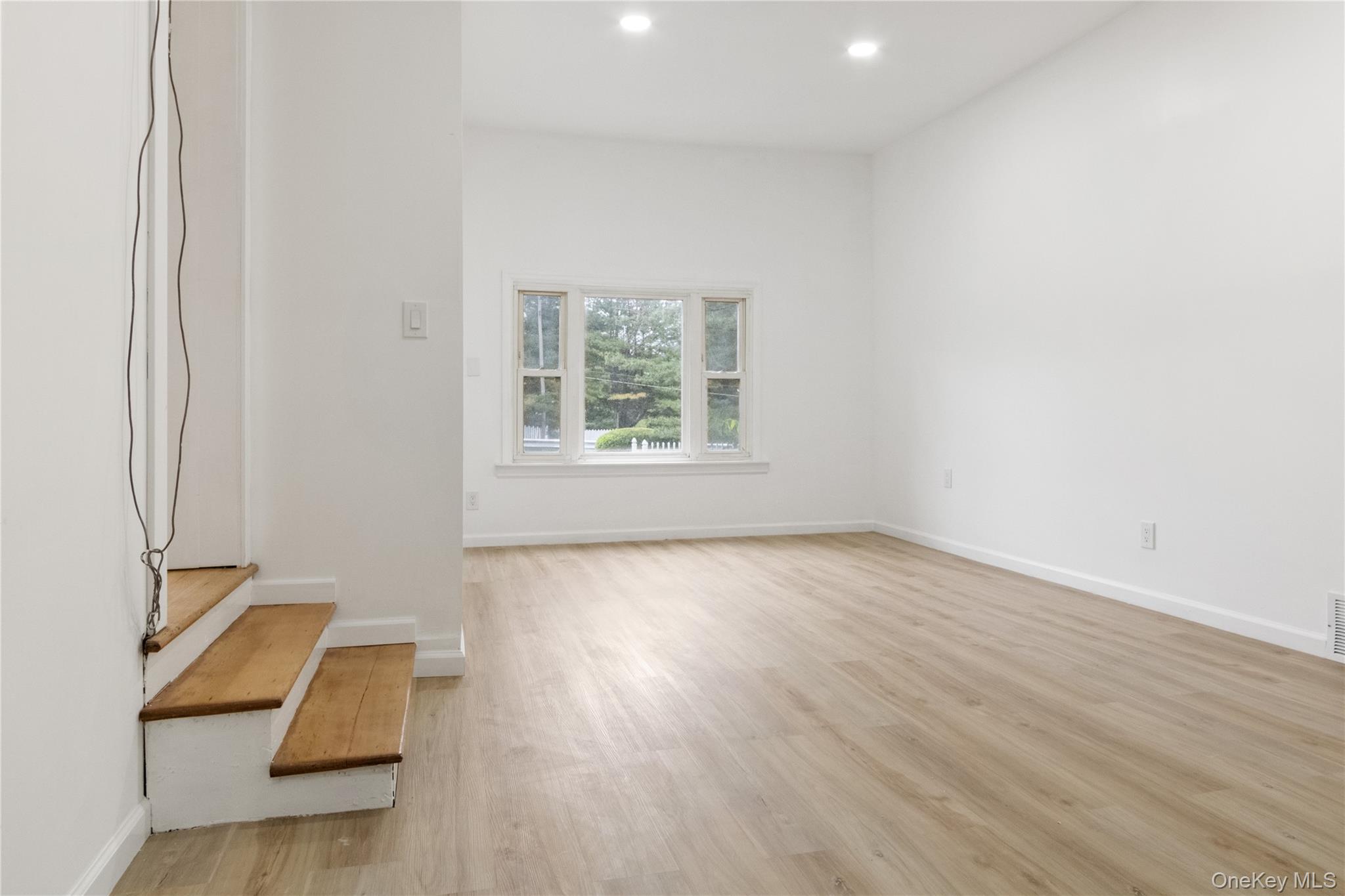 #7 photo, 11 Queen Street, New Windsor , NY 12553