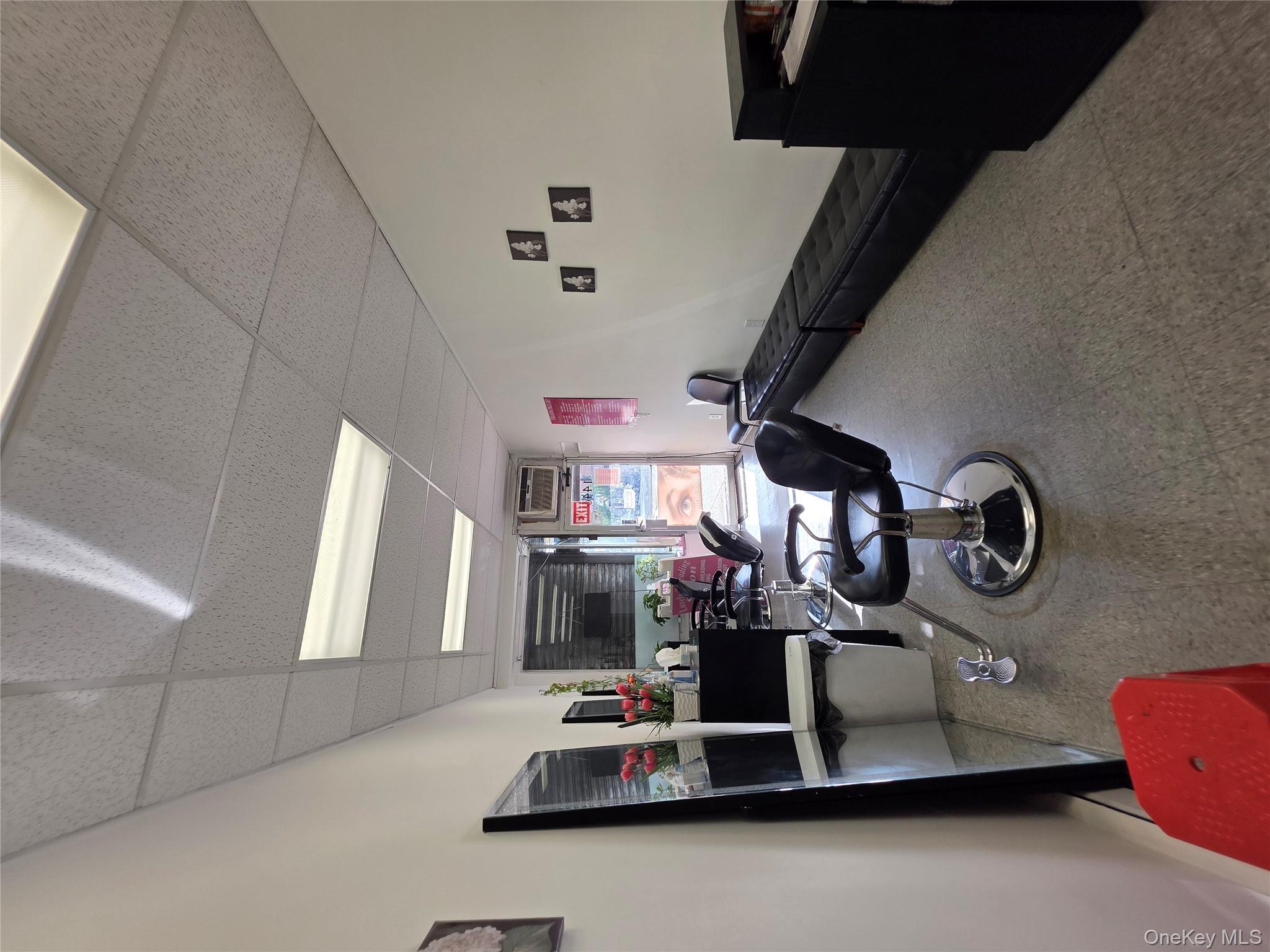 #4 photo, 1446 Williamsbridge Road, ブロンクス区 Bronx , NY 10461