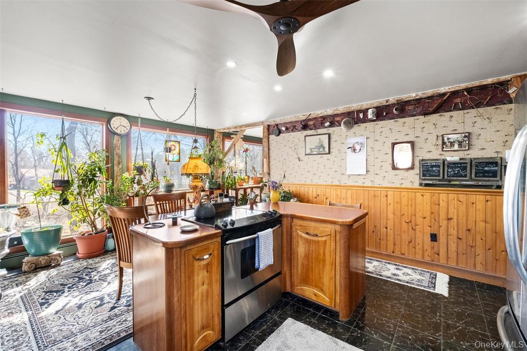 #10 photo, 86 State Route 32, New Paltz , NY 12561