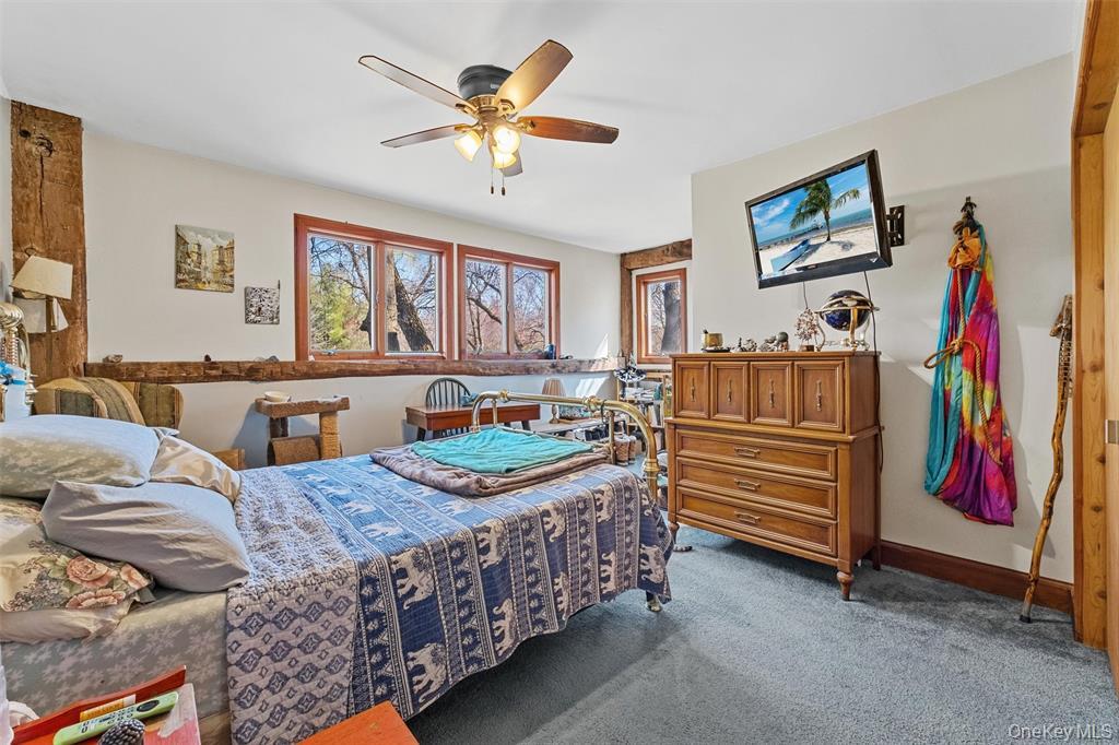 #18 photo, 86 State Route 32, New Paltz , NY 12561