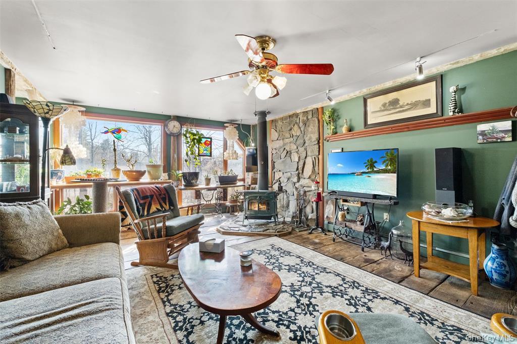 #7 photo, 86 State Route 32, New Paltz , NY 12561