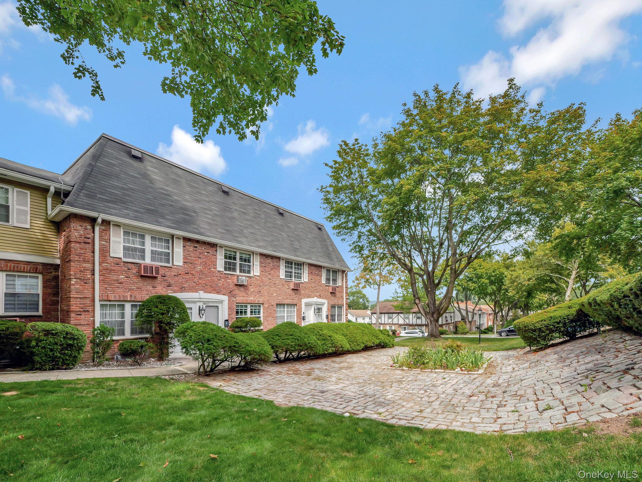 #1 photo, 155 Parkside Drive, Suffern , NY 10901