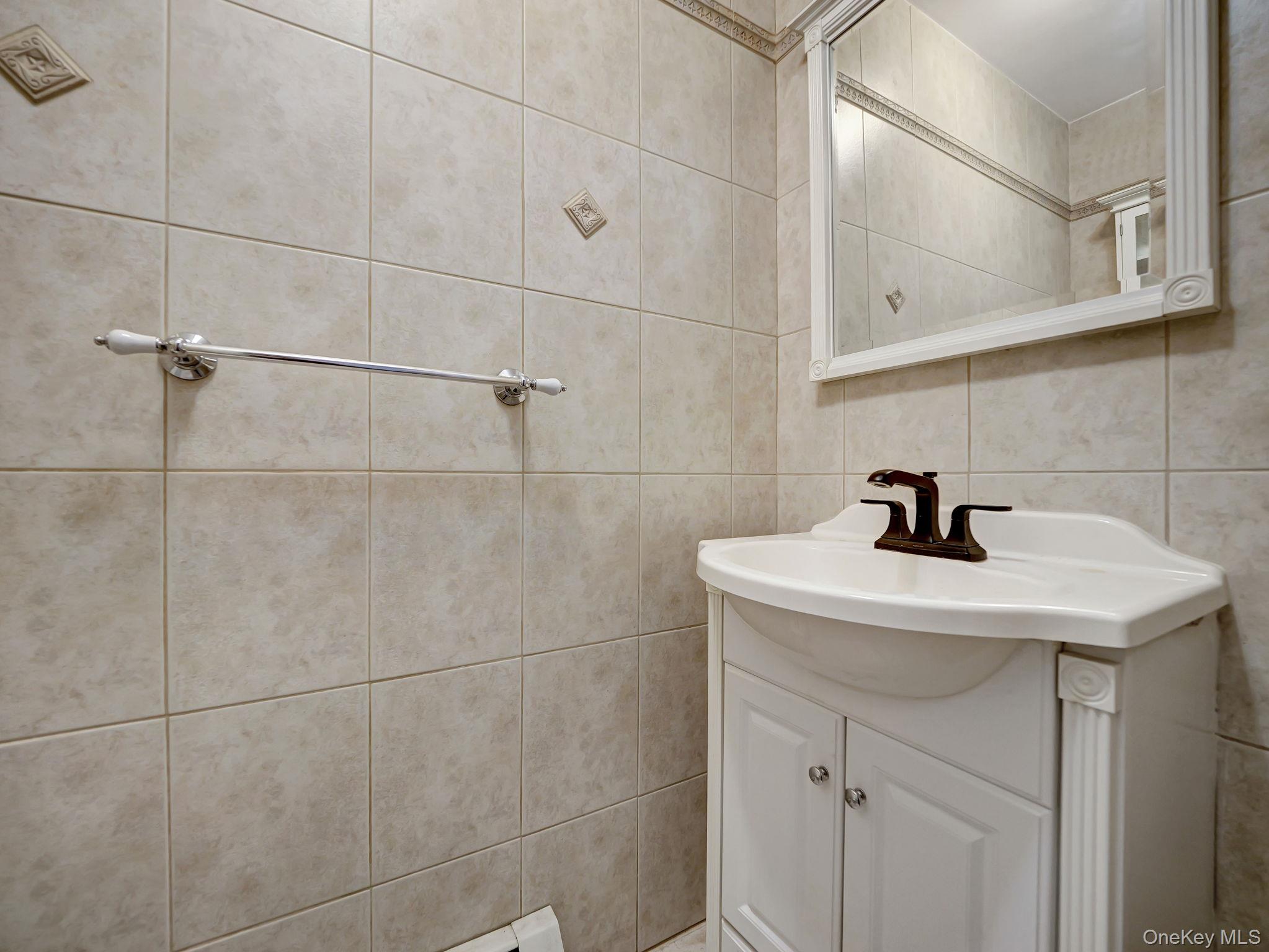 #10 photo, 155 Parkside Drive, Suffern , NY 10901