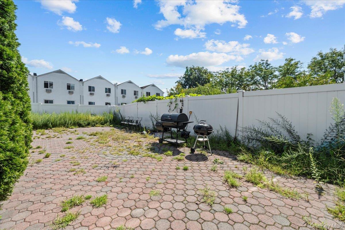 #10 photo, 106 Bolton Avenue, Bronx , NY 10473