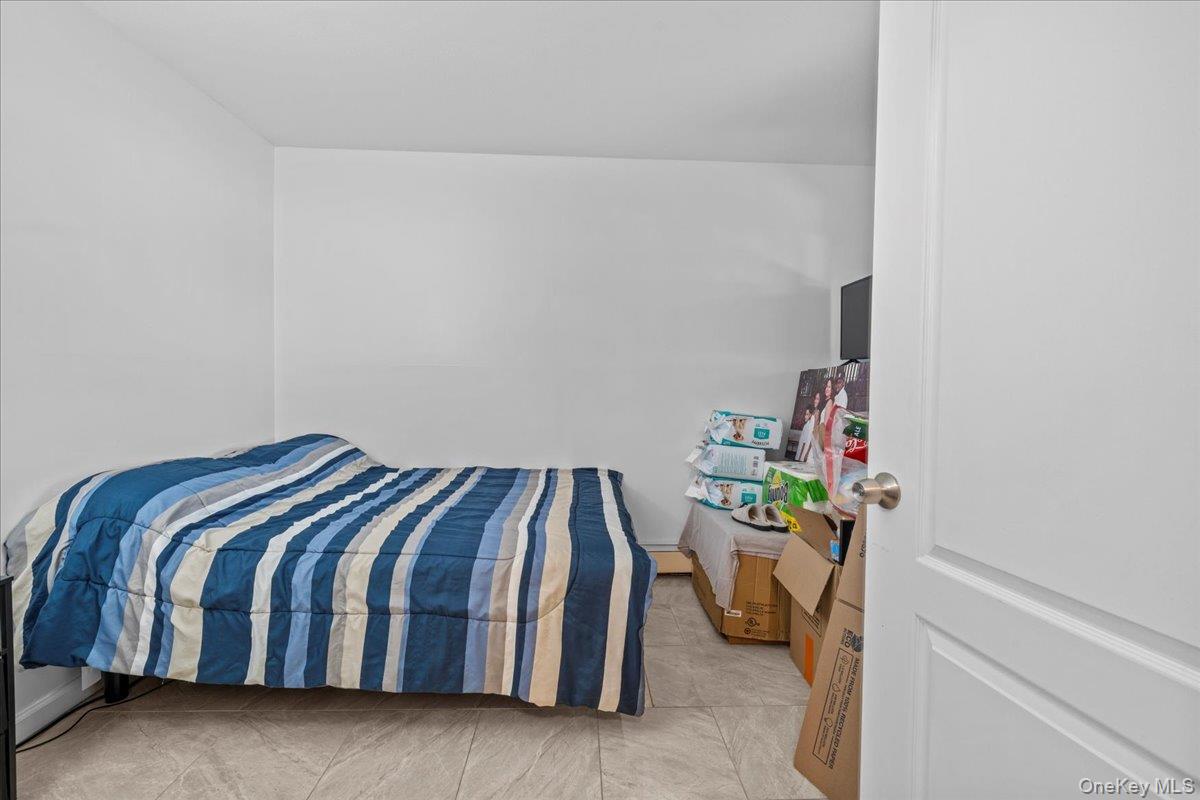 #7 photo, 106 Bolton Avenue, Bronx , NY 10473