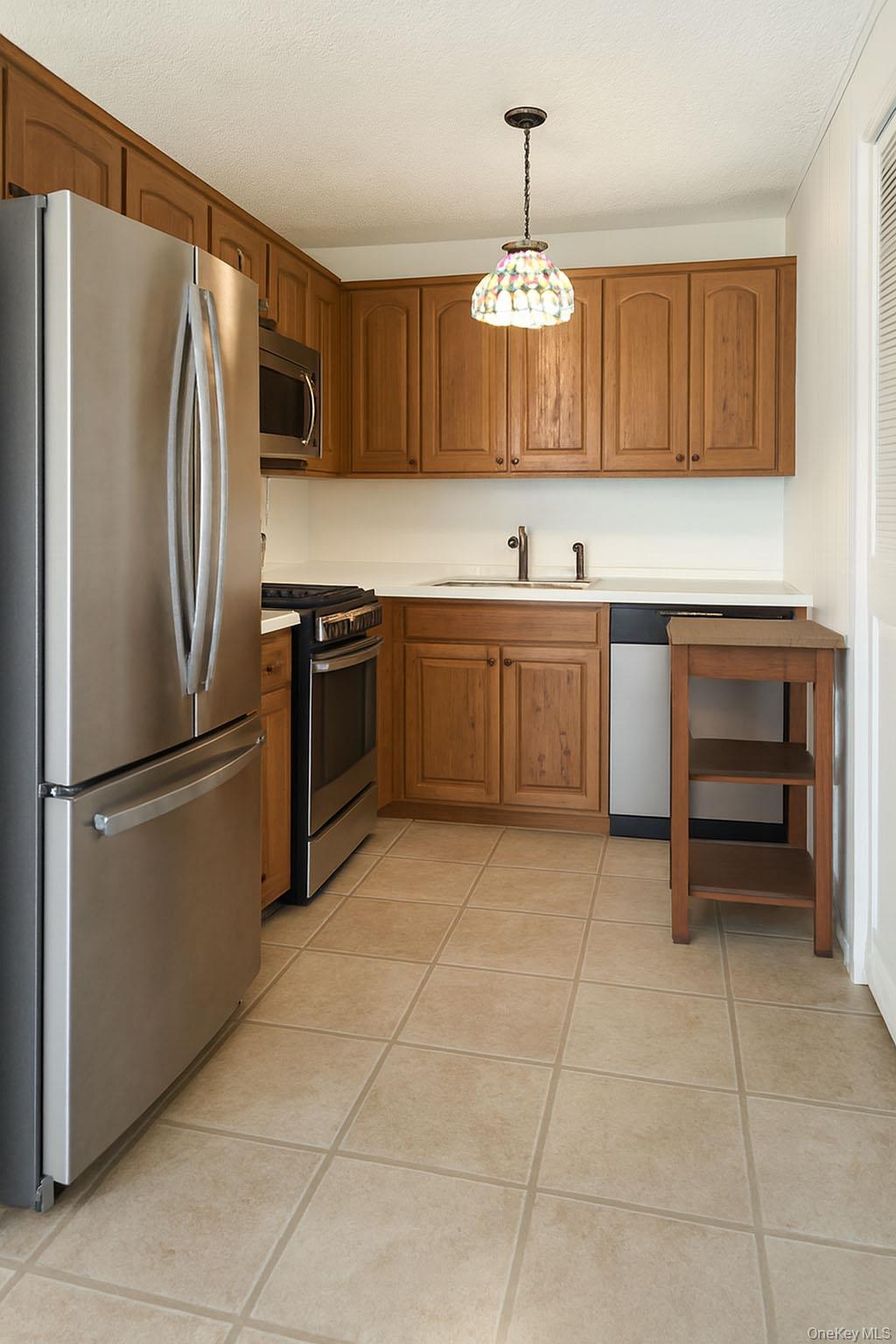 #9 photo, 166-10 Powells Cove Boulevard, Beechhurst , NY 11357