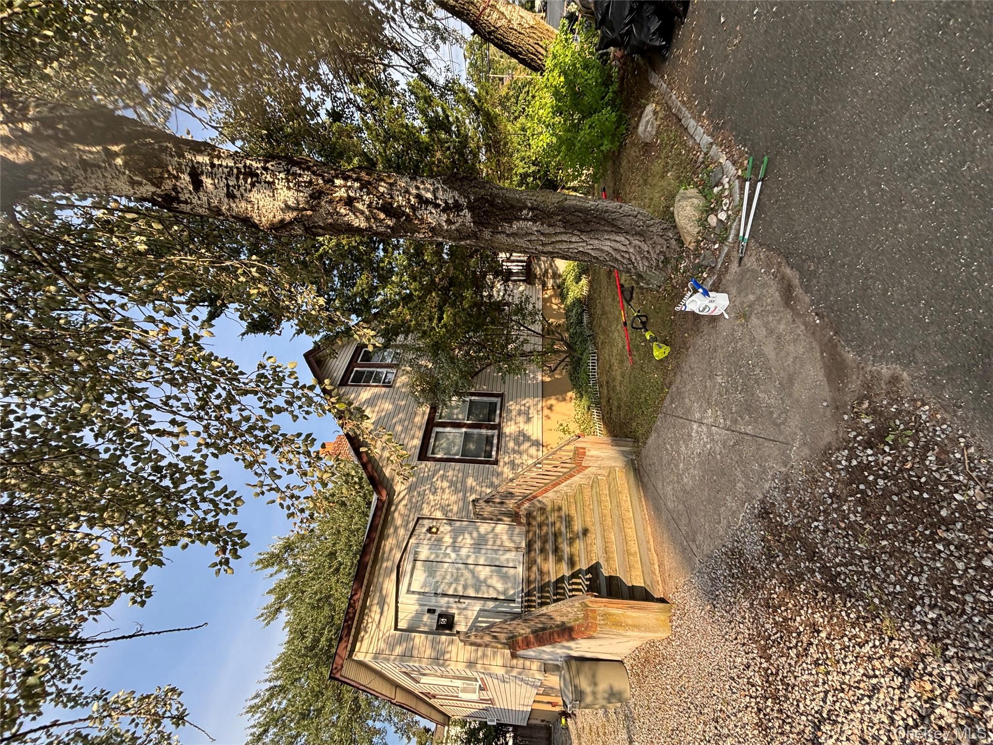 #1 photo, 5 4th Stret, ナッソー郡 Bayville , NY 11709