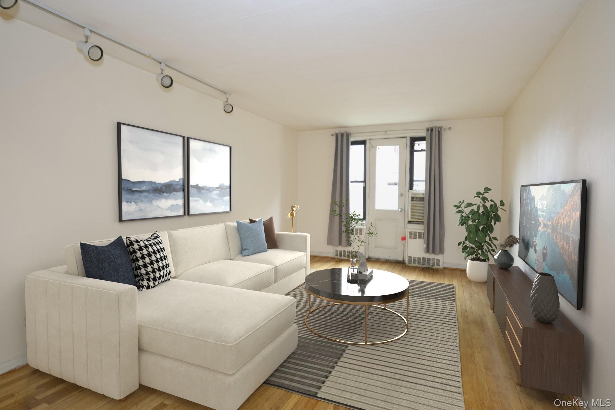 #4 photo, 15011 72nd Road, クイーンズ区 Kew Garden Hills , NY 11367