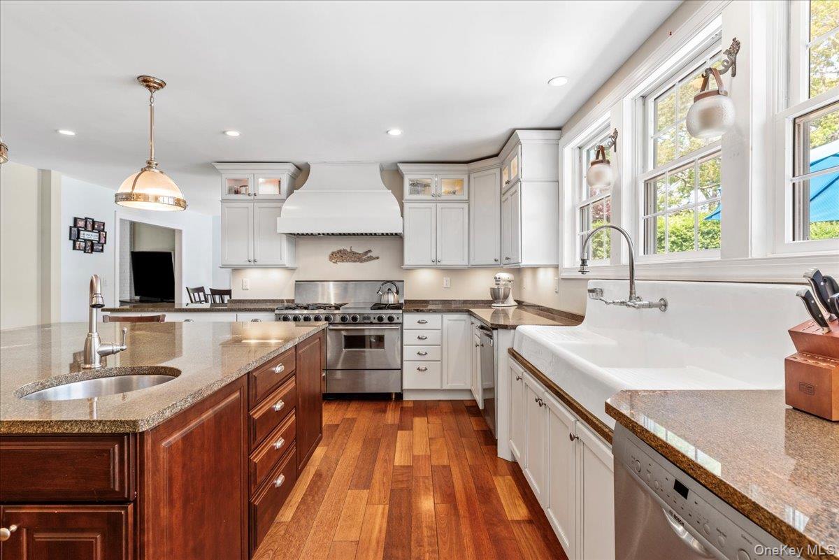 #17 photo, 15 Oak Lane, Hampton Bays , NY 11946