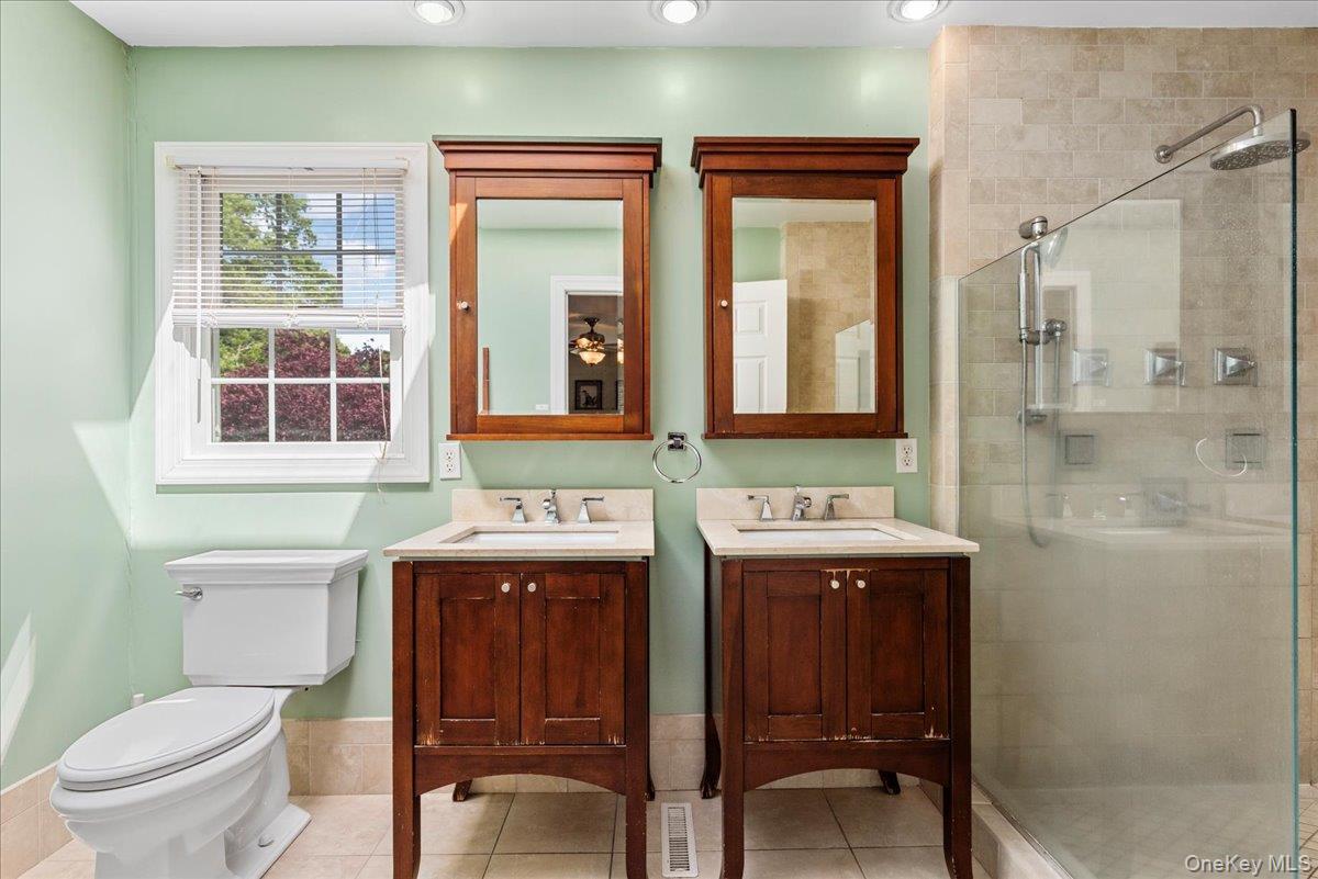 #20 photo, 15 Oak Lane, Hampton Bays , NY 11946