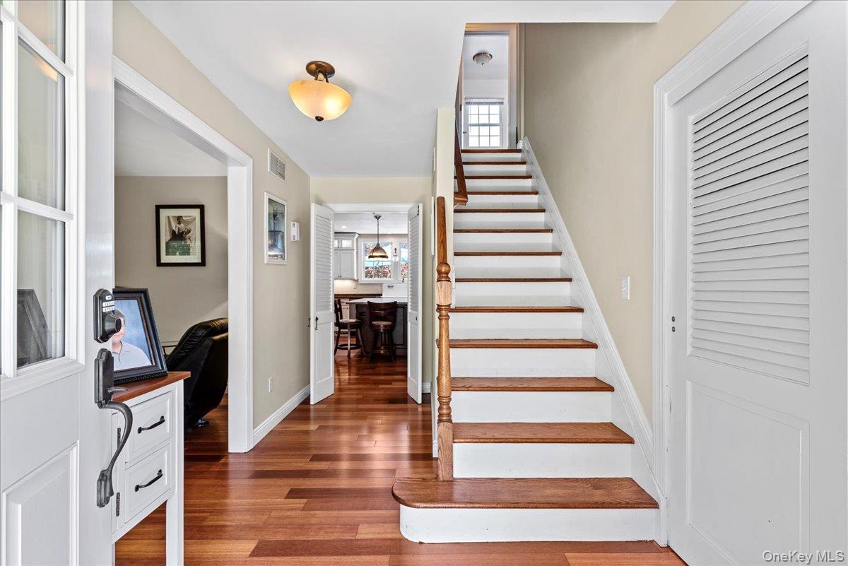 #3 photo, 15 Oak Lane, Hampton Bays , NY 11946