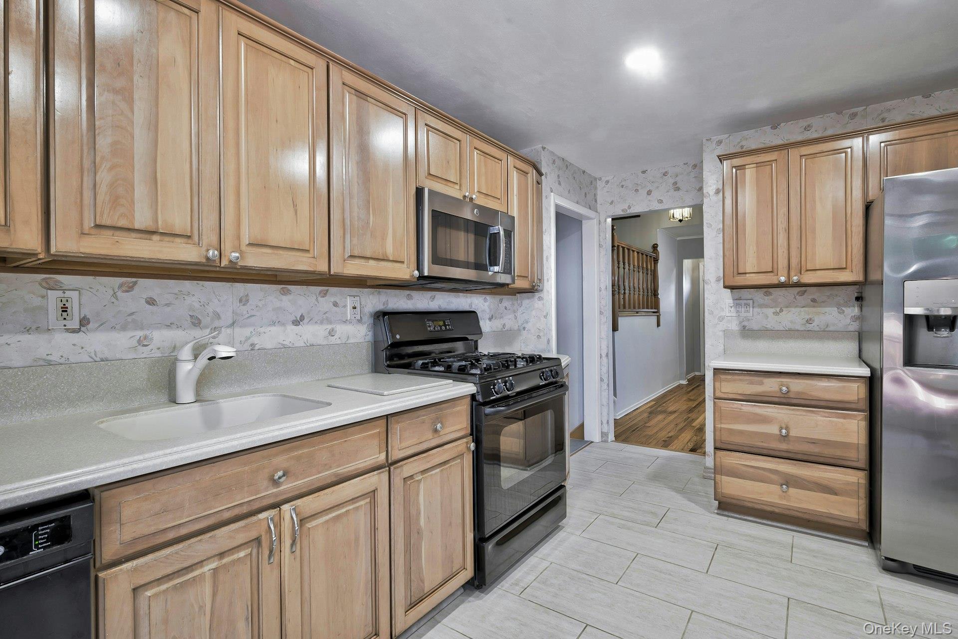 #11 photo, 2889 Anderson Street, Wantagh , NY 11793