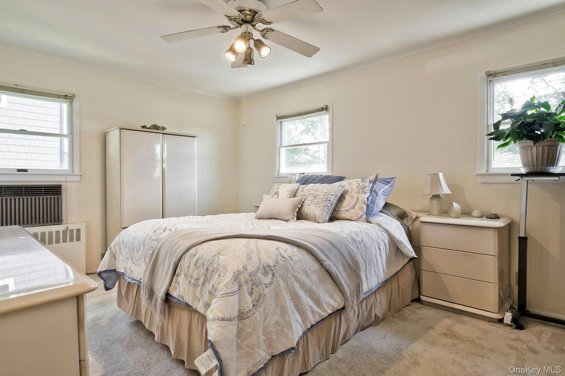 #13 photo, 2889 Anderson Street, Wantagh , NY 11793