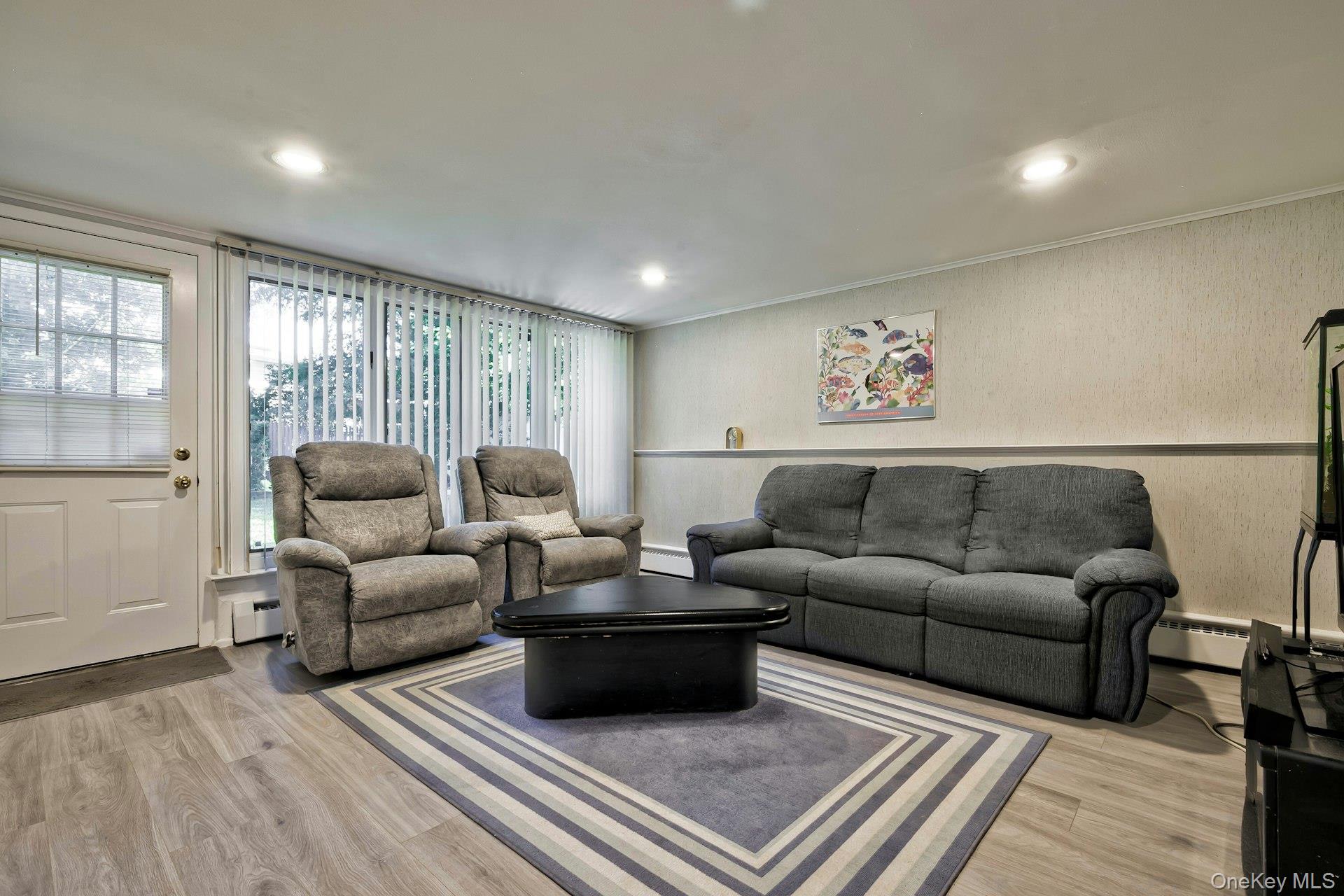 #18 photo, 2889 Anderson Street, Wantagh , NY 11793