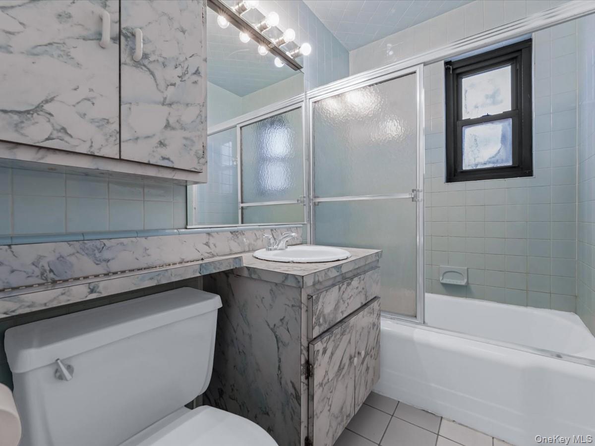 #8 photo, 84-33 Shore Parkway, 皇后區 霍華德灘 Howard Beach , NY 11414