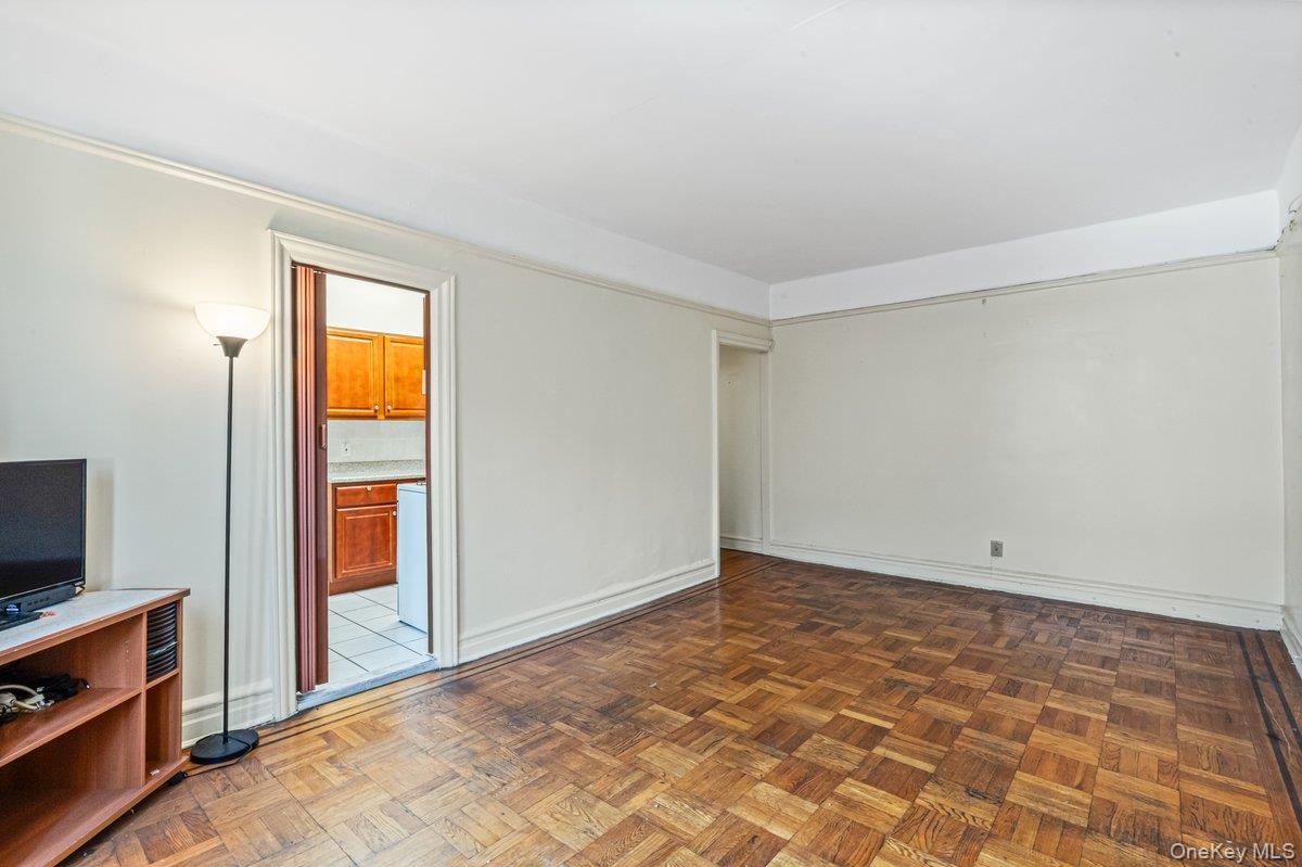 #10 photo, 155-17 Sanford Ave, クイーンズ区 Flushing , NY 11355