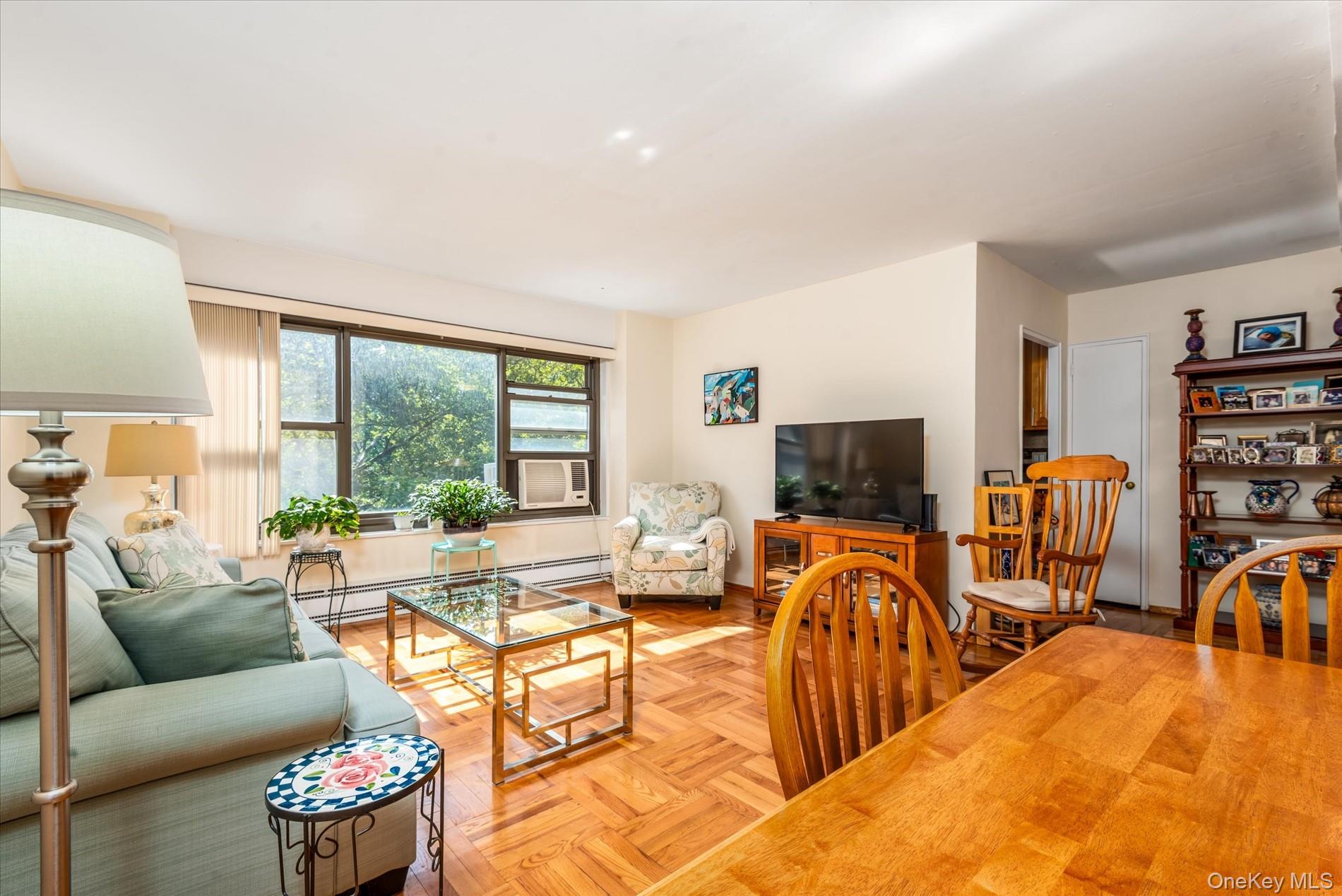 #1 photo, 21-66 33rd Road, كوينز Astoria , NY 11106