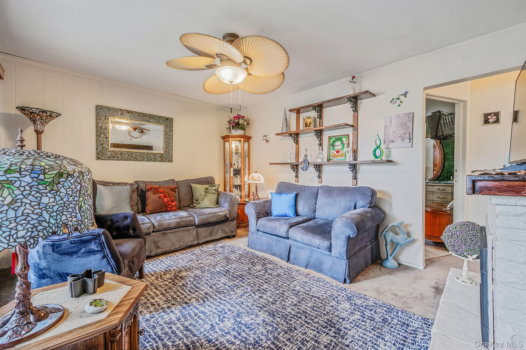 #10 photo, 436 N Ontario Avenue, Lindenhurst , NY 11757