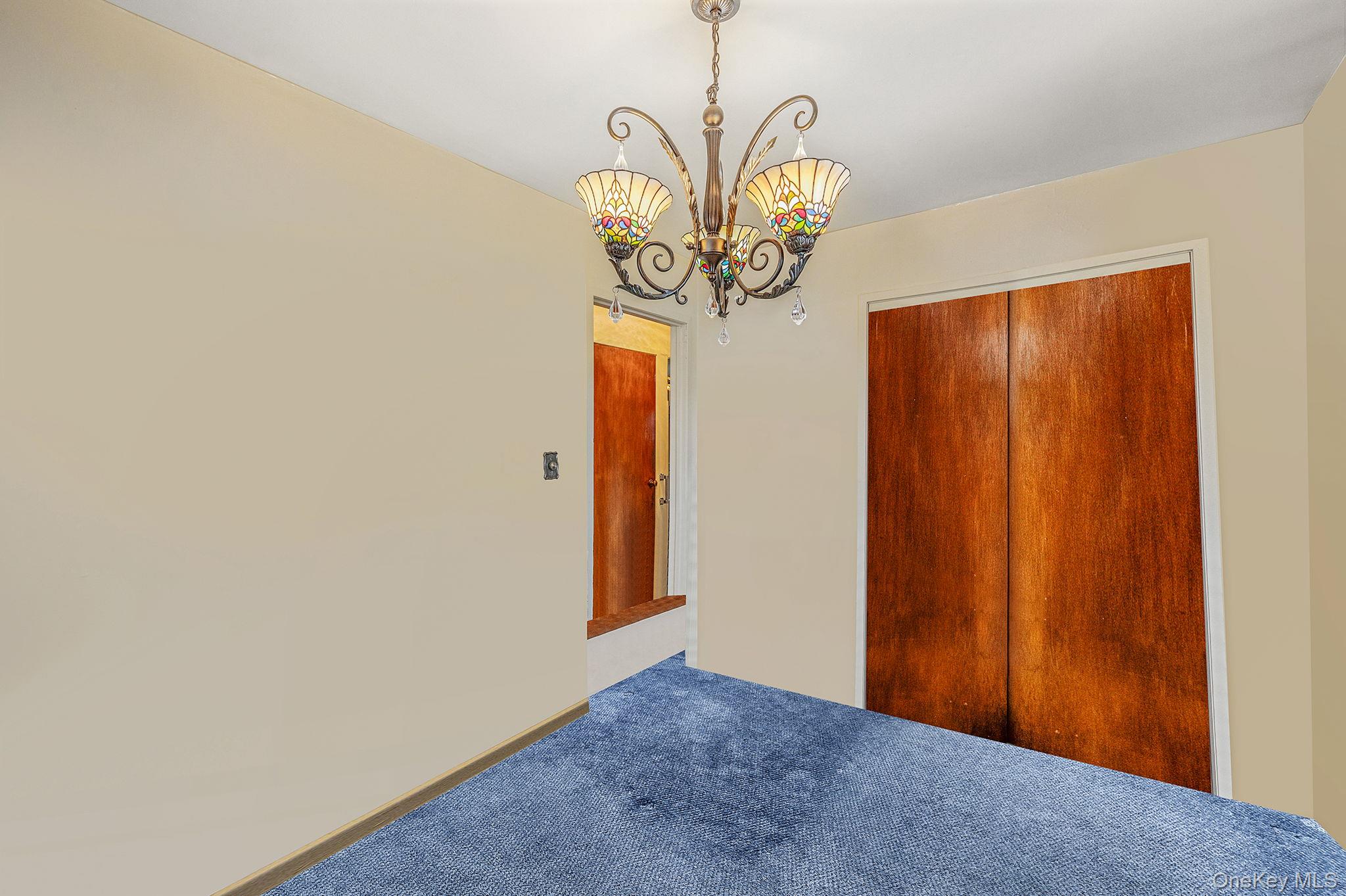 #18 photo, 436 N Ontario Avenue, Lindenhurst , NY 11757