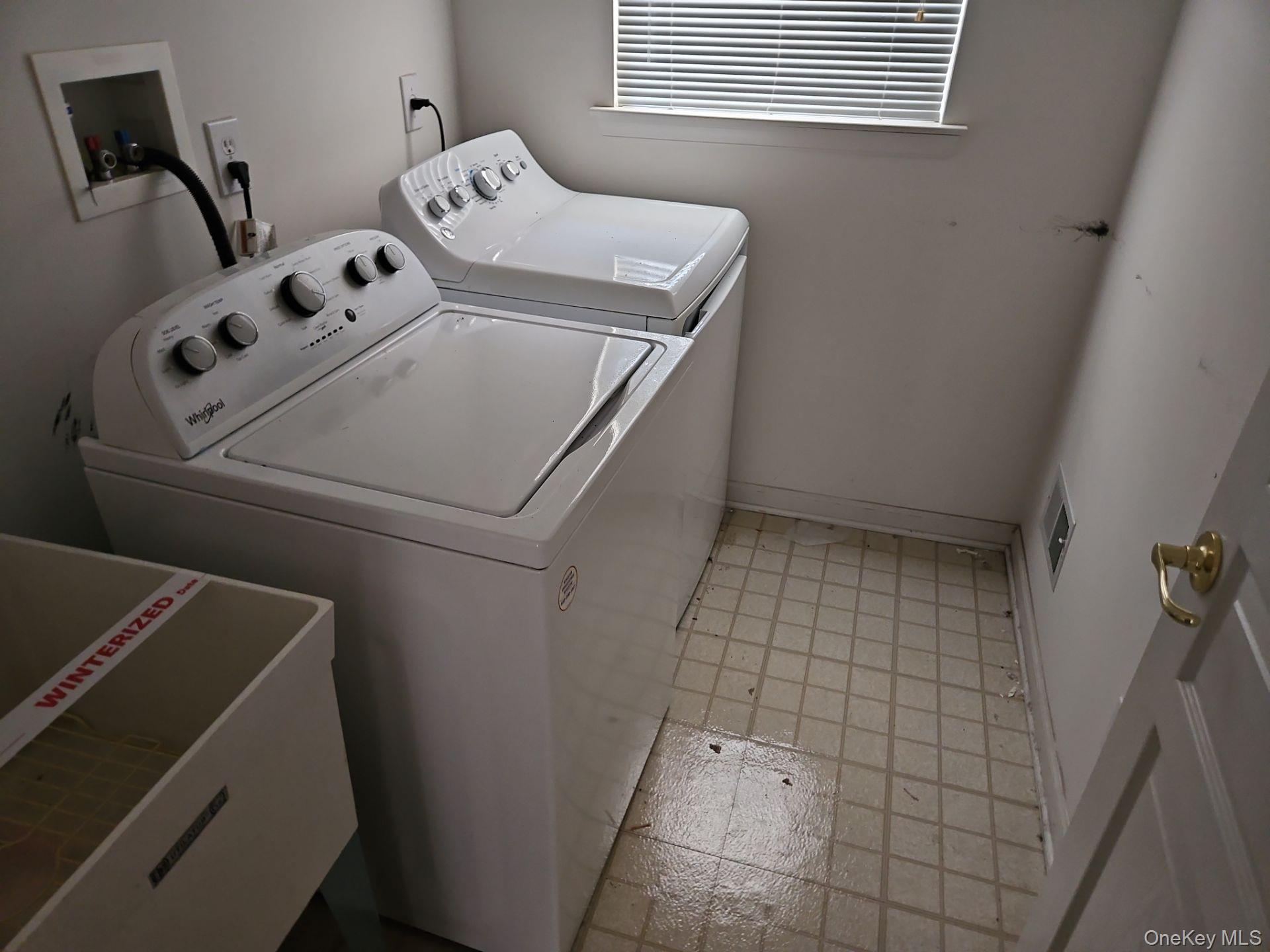 #11 photo, 68 Louden Loop, Mount Sinai , NY 11766