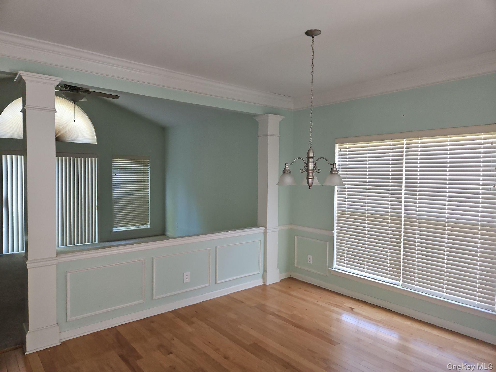 #5 photo, 68 Louden Loop, Mount Sinai , NY 11766