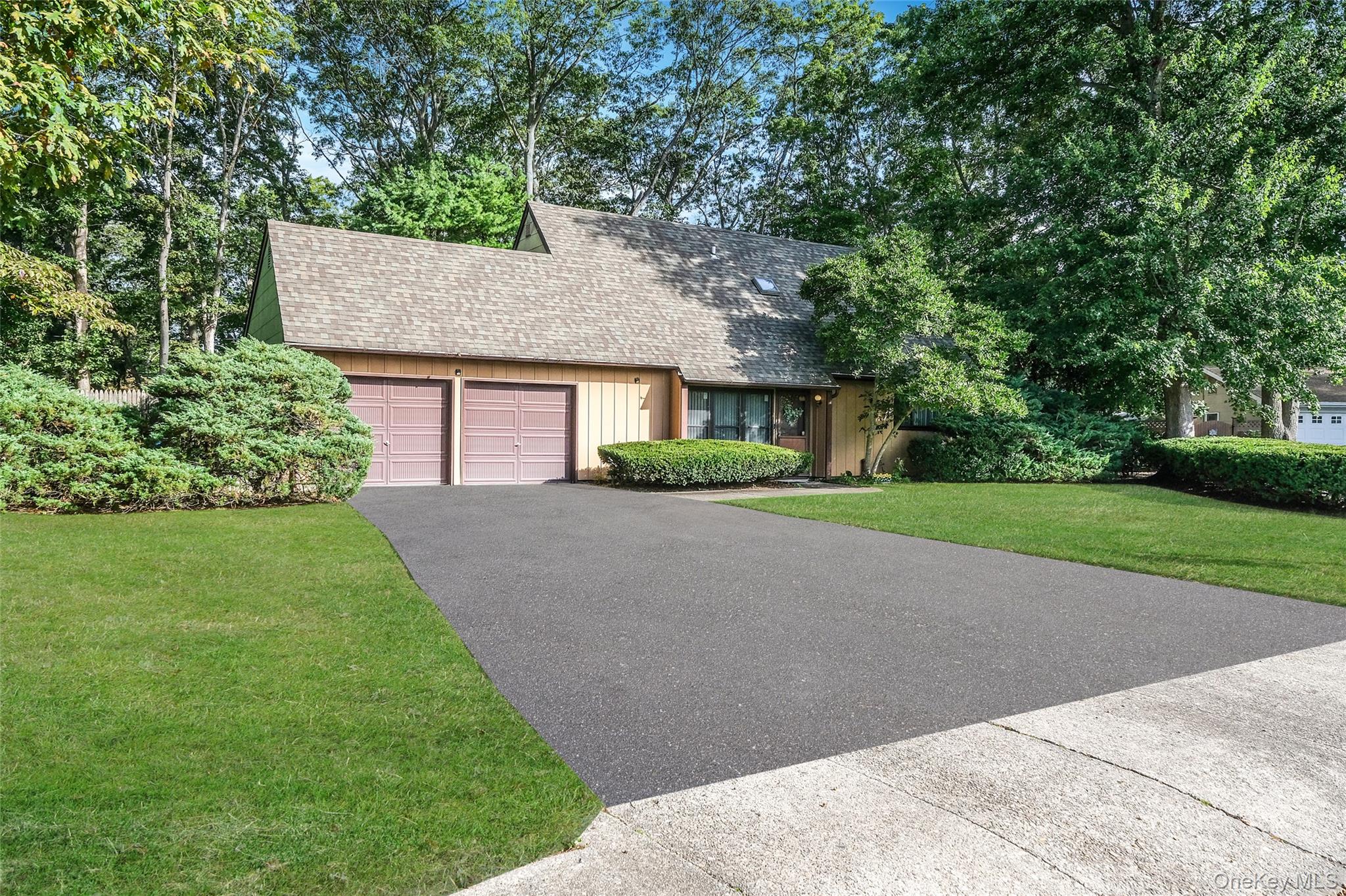 #1 photo, 7 Birdseye Circle, 东长岛 Stony Brook , NY 11790