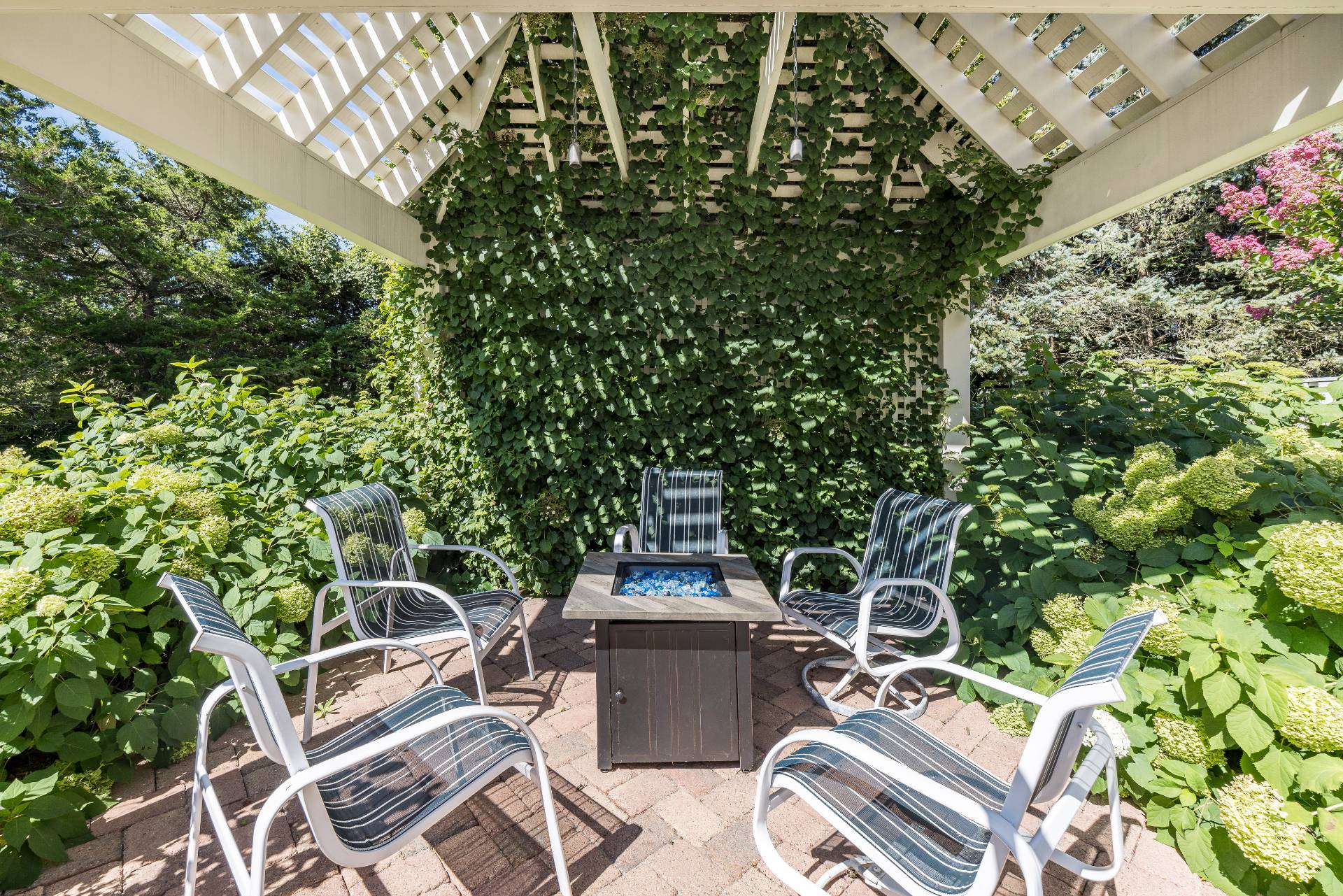 #8 photo, 28 Brennans Moor, サフォーク郡 Water Mill , NY 11976