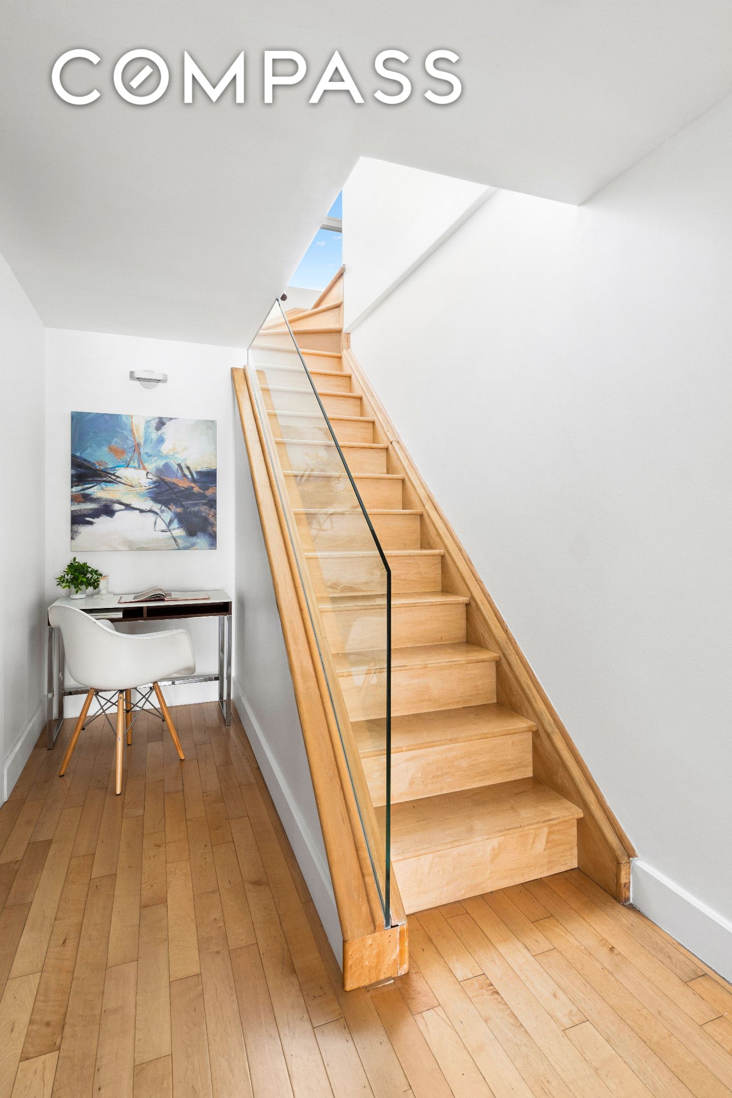 #11 photo, 146-148 W 22nd Street, Chelsea , NY 10011