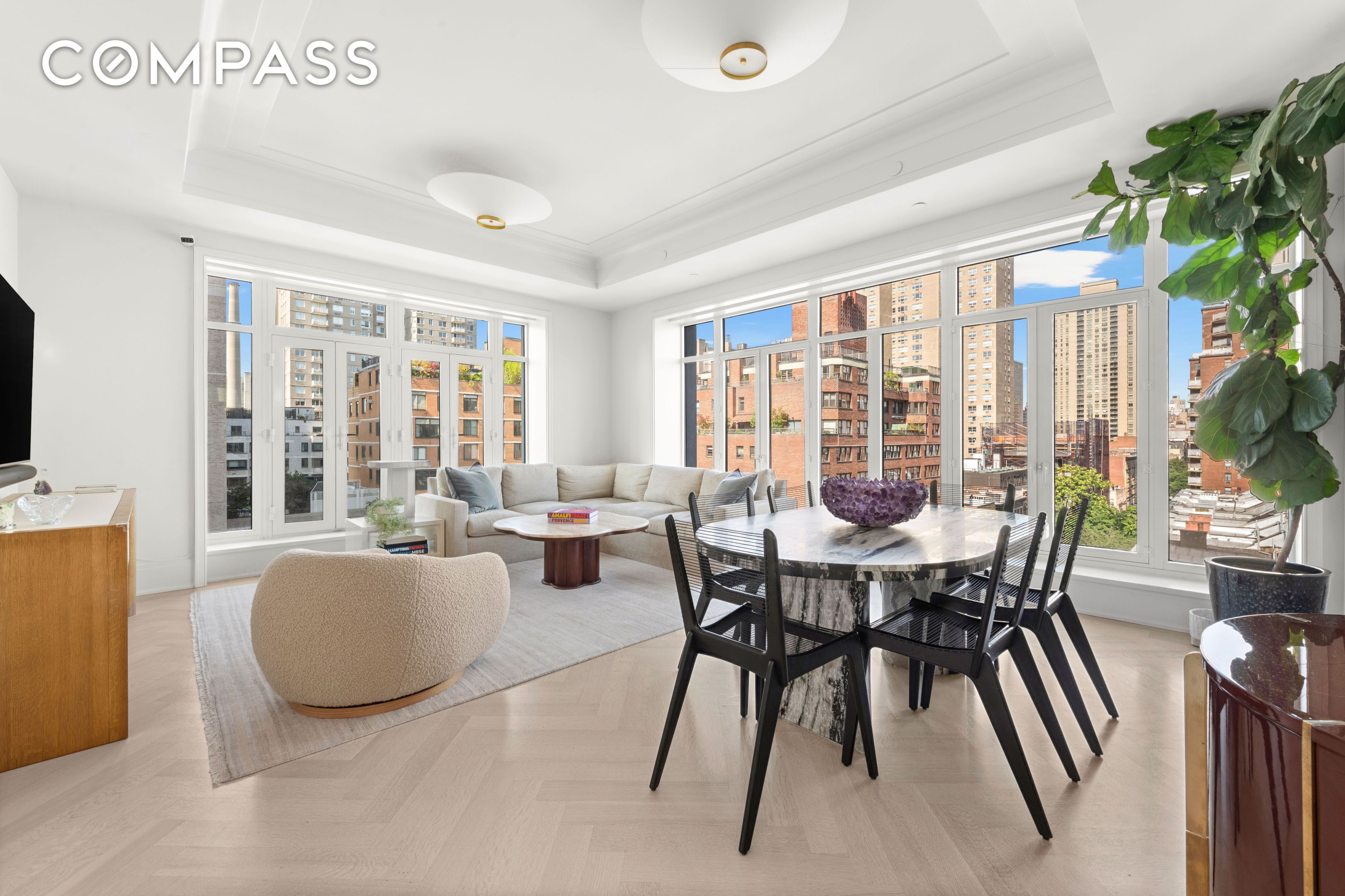 #1 photo, 40 E End Avenue, Upper East Side , NY 10028