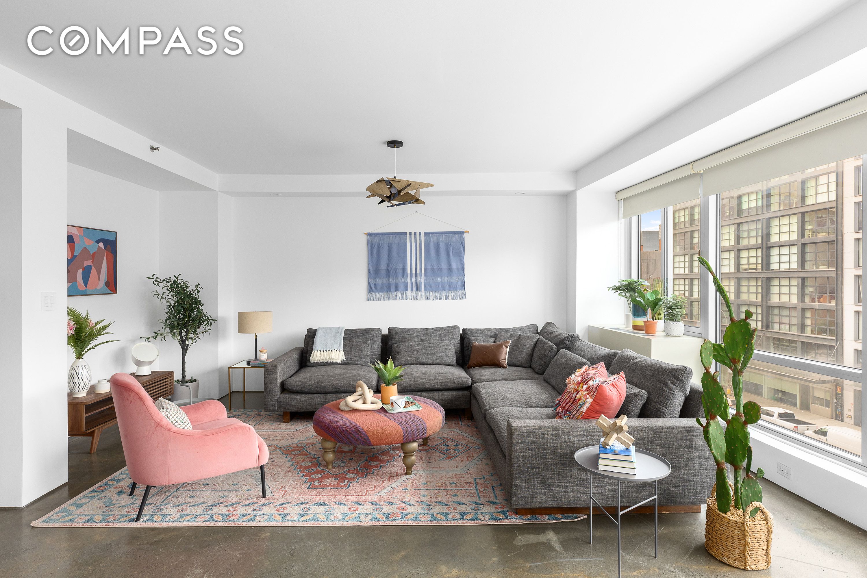 #1 photo, 263 Bowery, マンハッタン Lower East Side , NY 10002