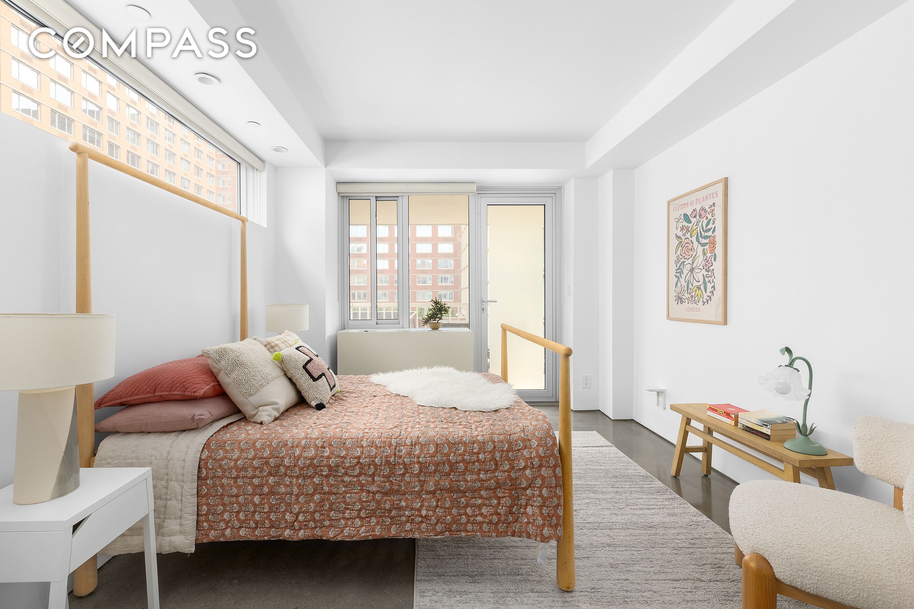 #6 photo, 263 Bowery, マンハッタン Lower East Side , NY 10002