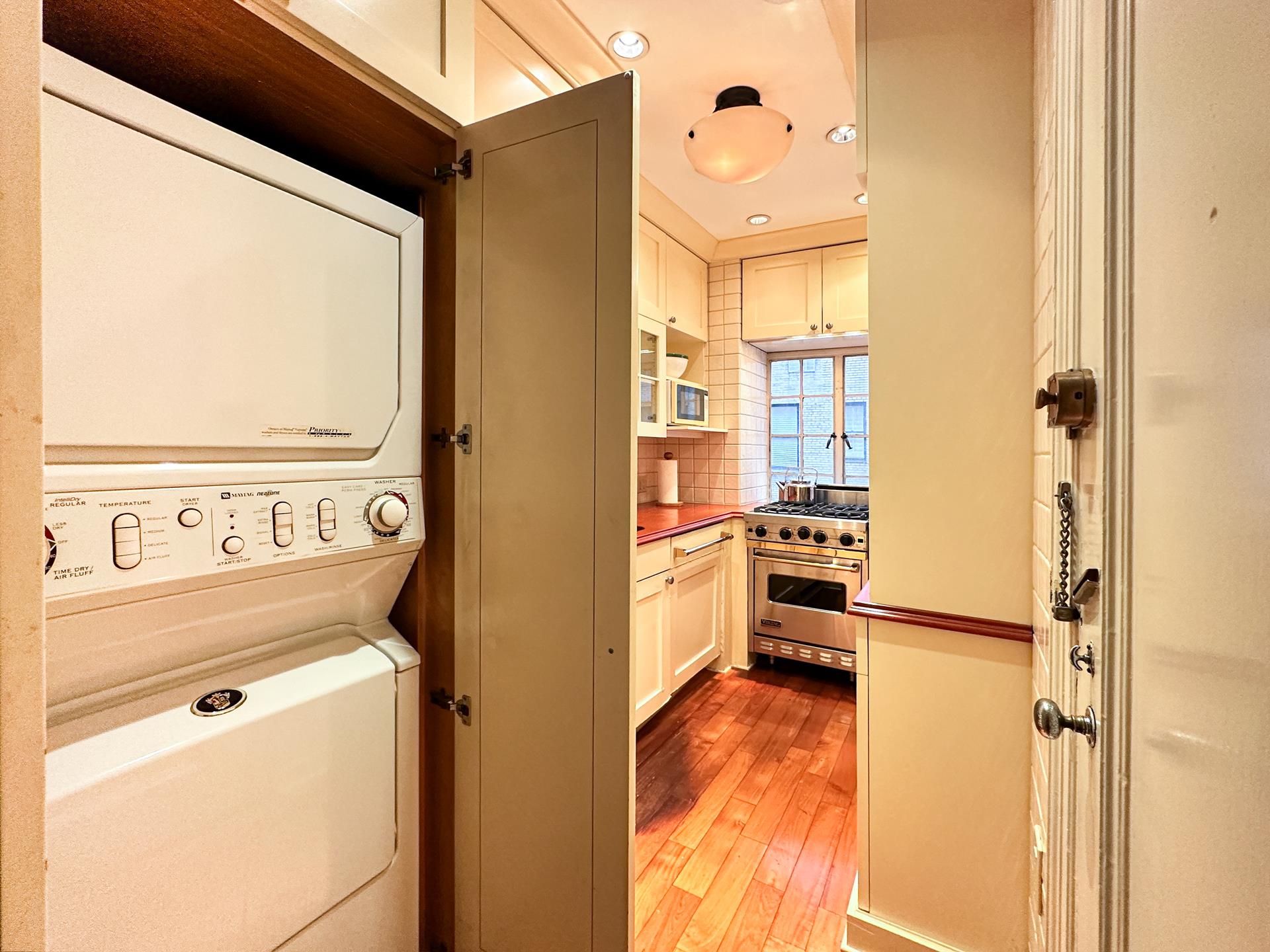 #16 photo, 480 PARK Avenue, マンハッタン Midtown East , NY 10022