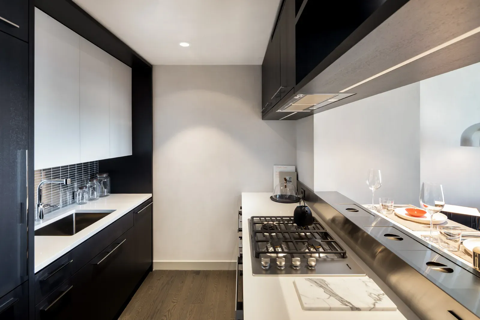 #5 photo, 252 South Street, Chinatown , NY 10002