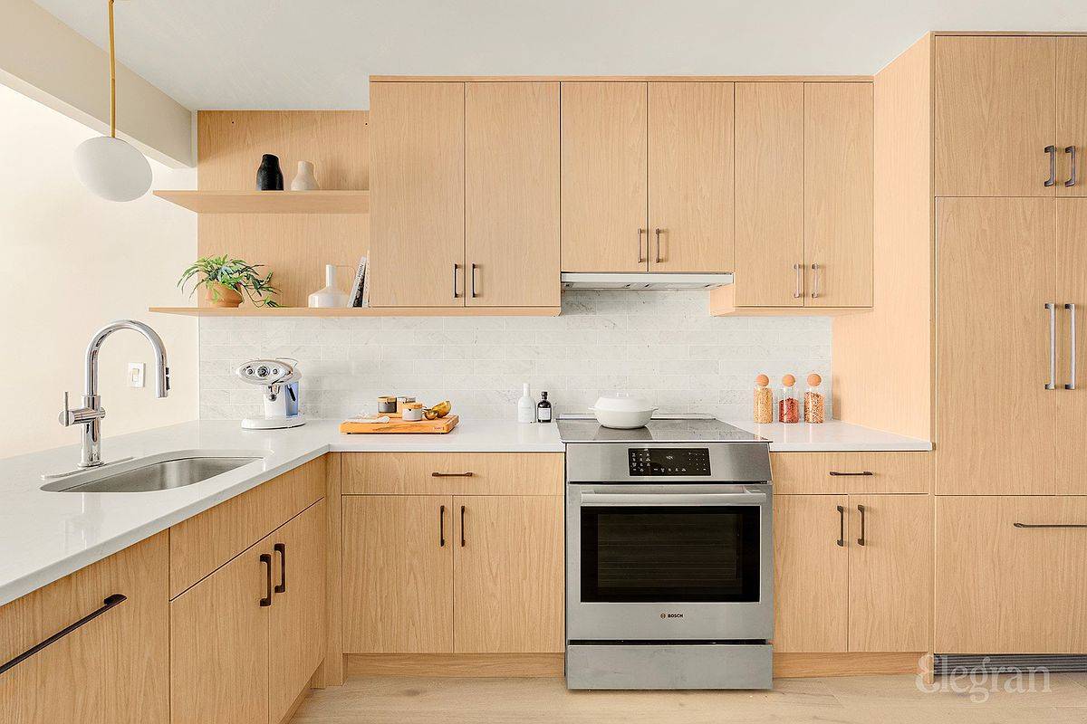 #10 photo, 221 E 48th Street, マンハッタン Midtown East , NY 10017-1559